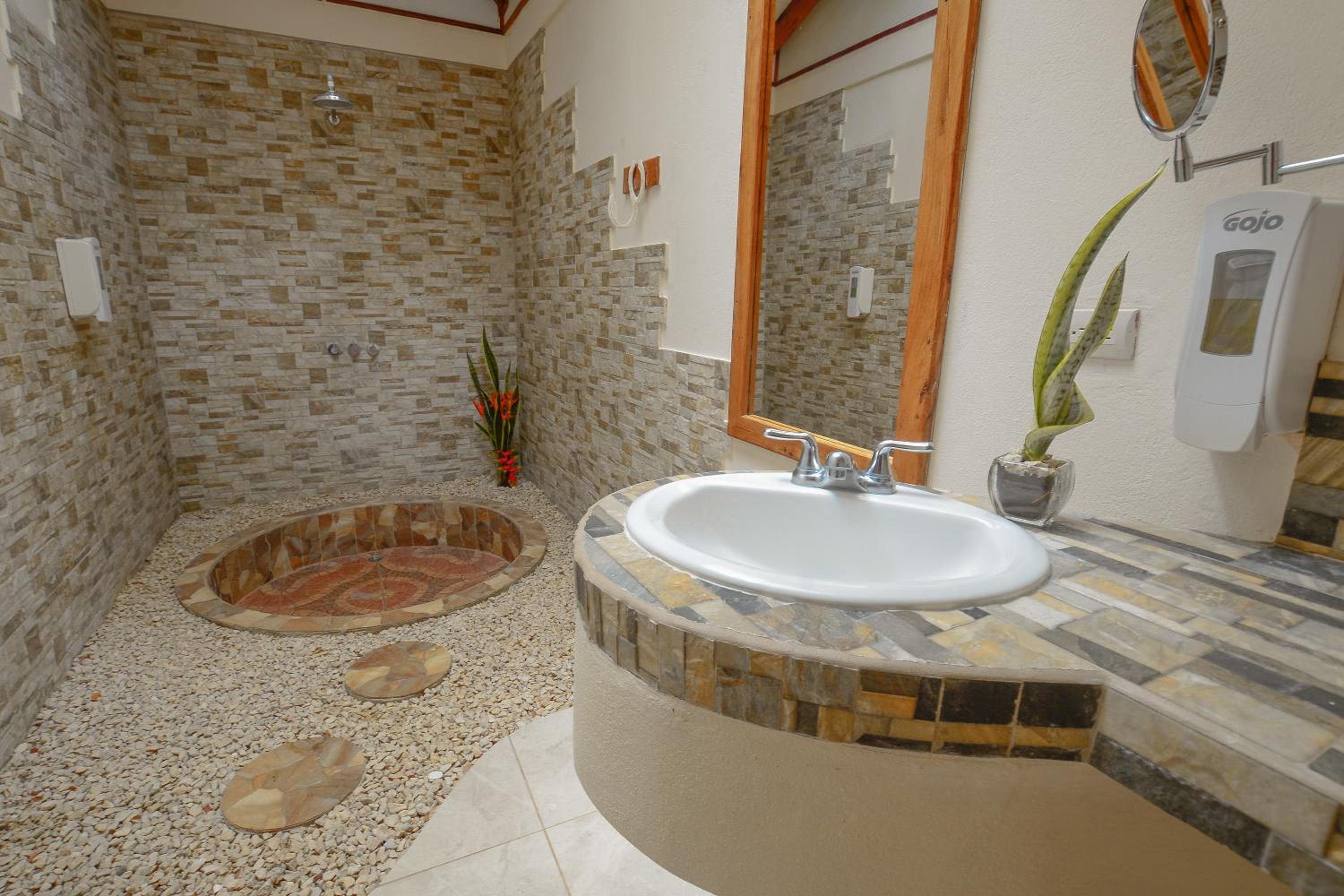 Superior Triple Room photo 3