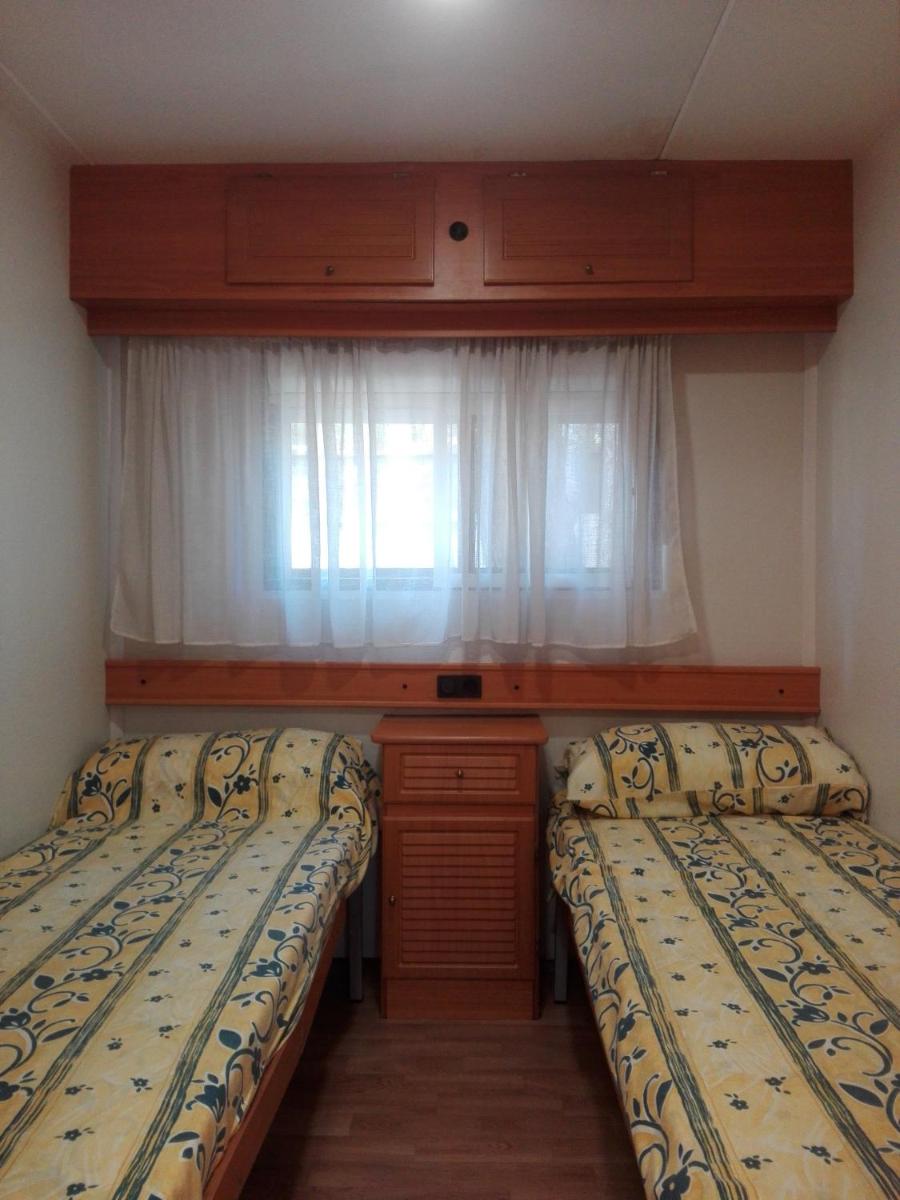 Mobile Home photo 2