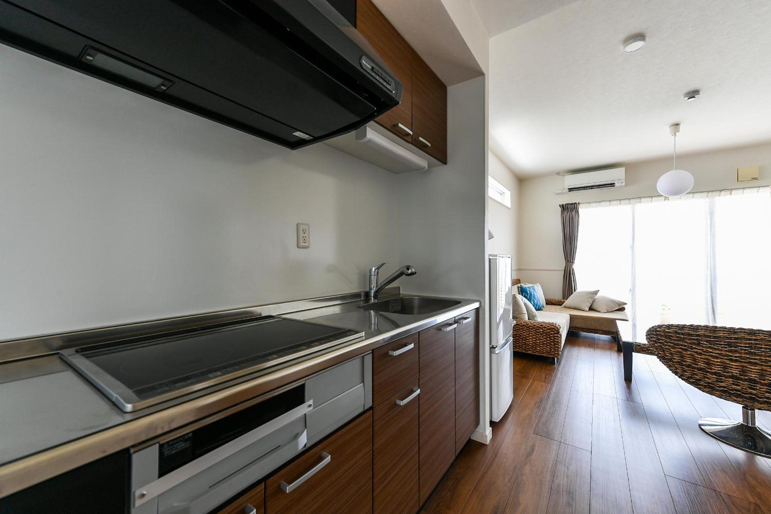 Standard Room with Sea View (Private Jacuzzi, Washing Machine) - Photo 2