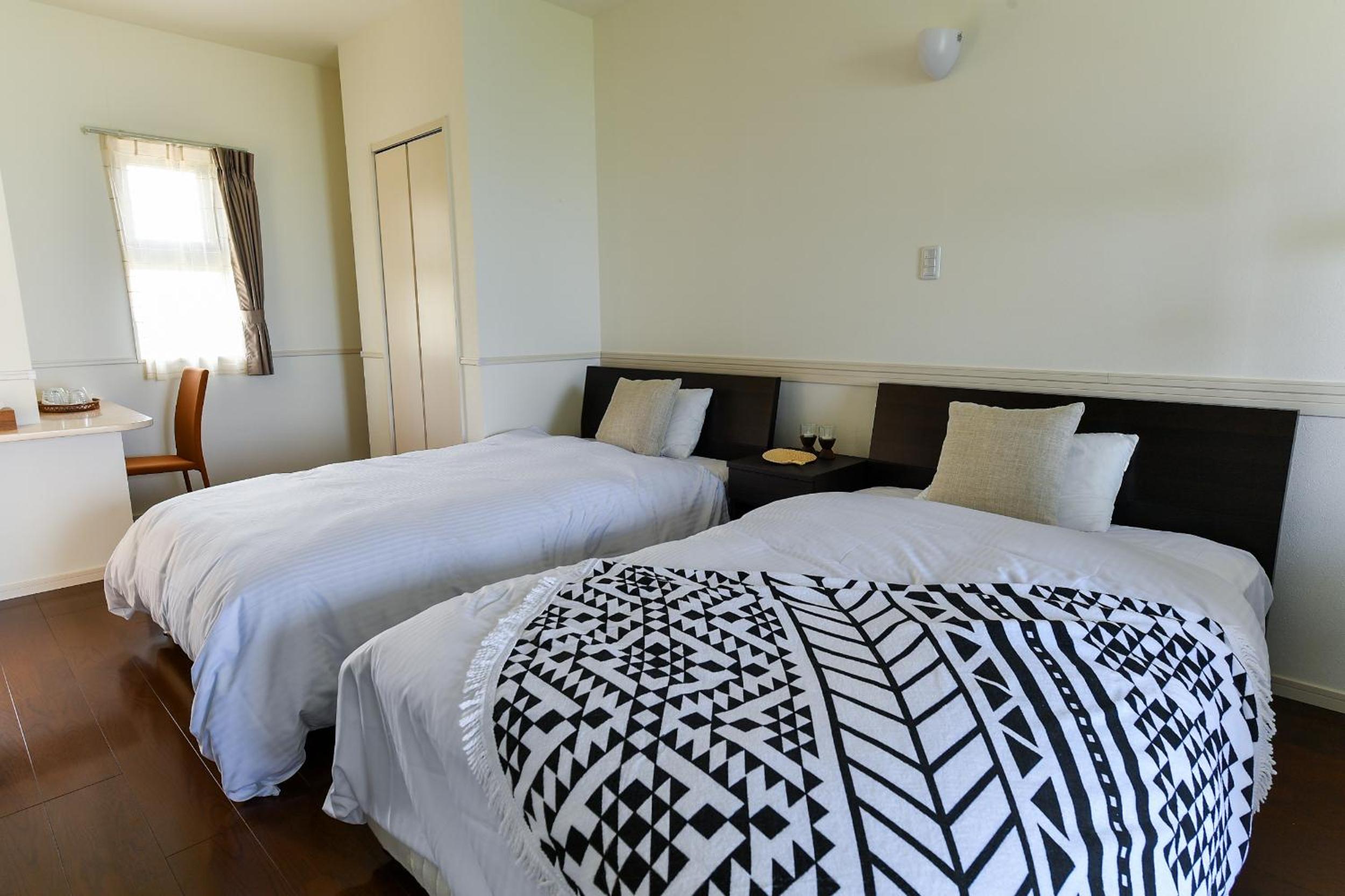 Standard Room with Garden View (Private Jacuzzi, Washing Machine) - Photo 1