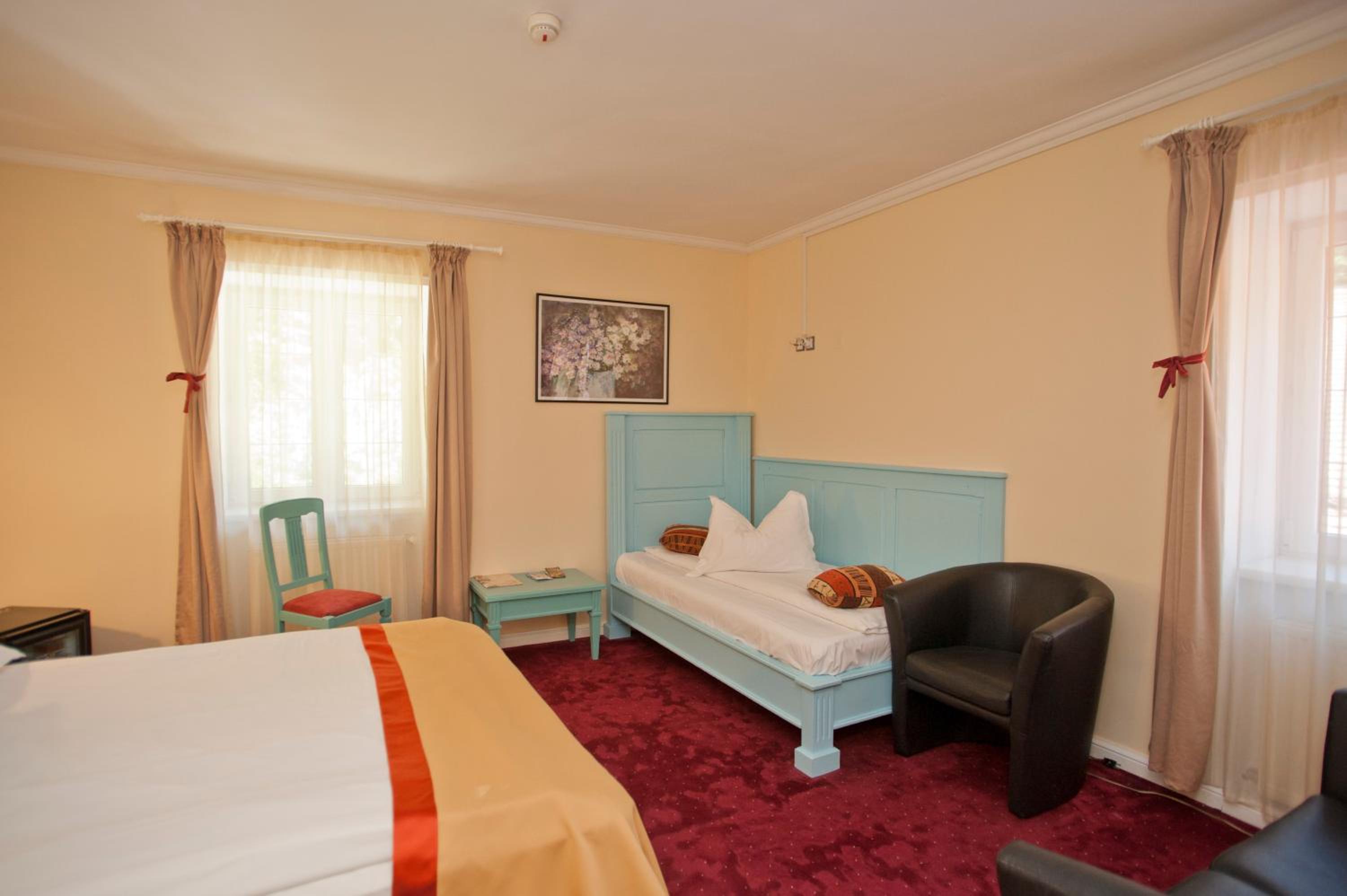 Superior Twin Room - Photo 7