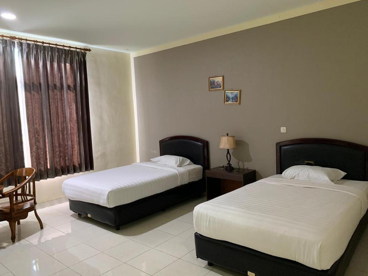 Deluxe Twin Room - Photo 2