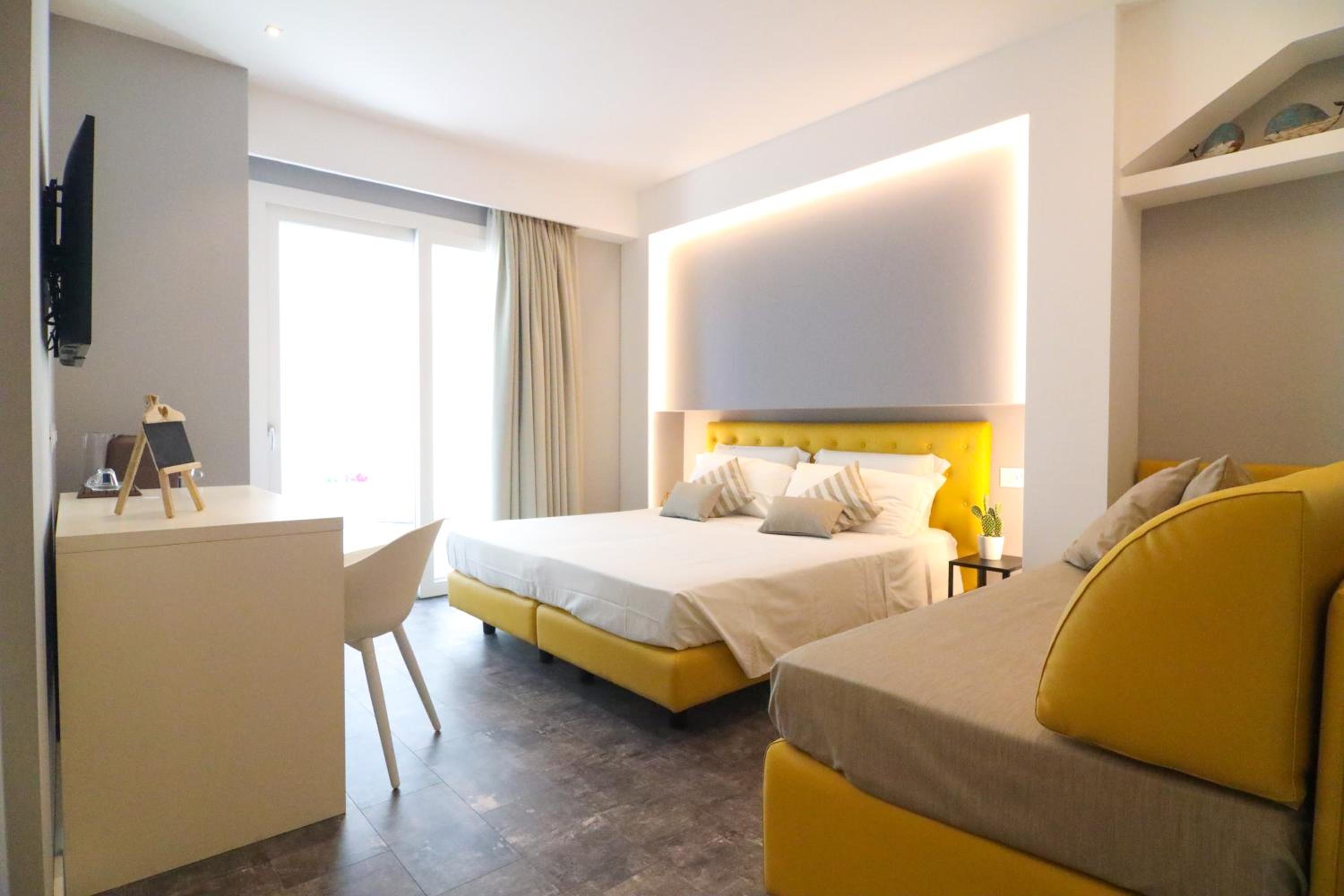 Deluxe Apartment 1