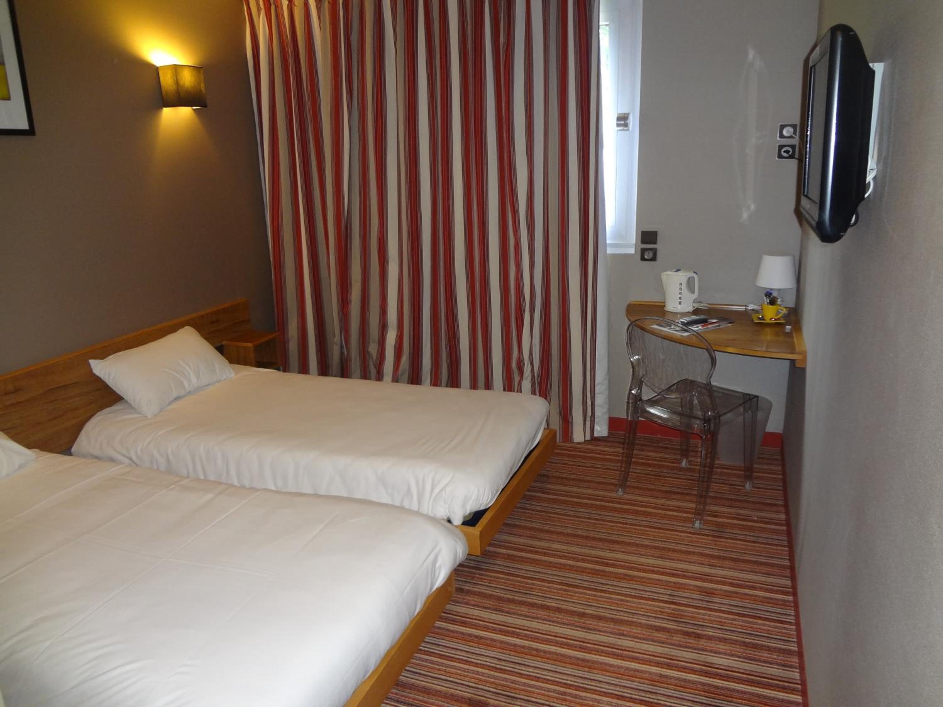 Comfort Twin Room - Photo 3