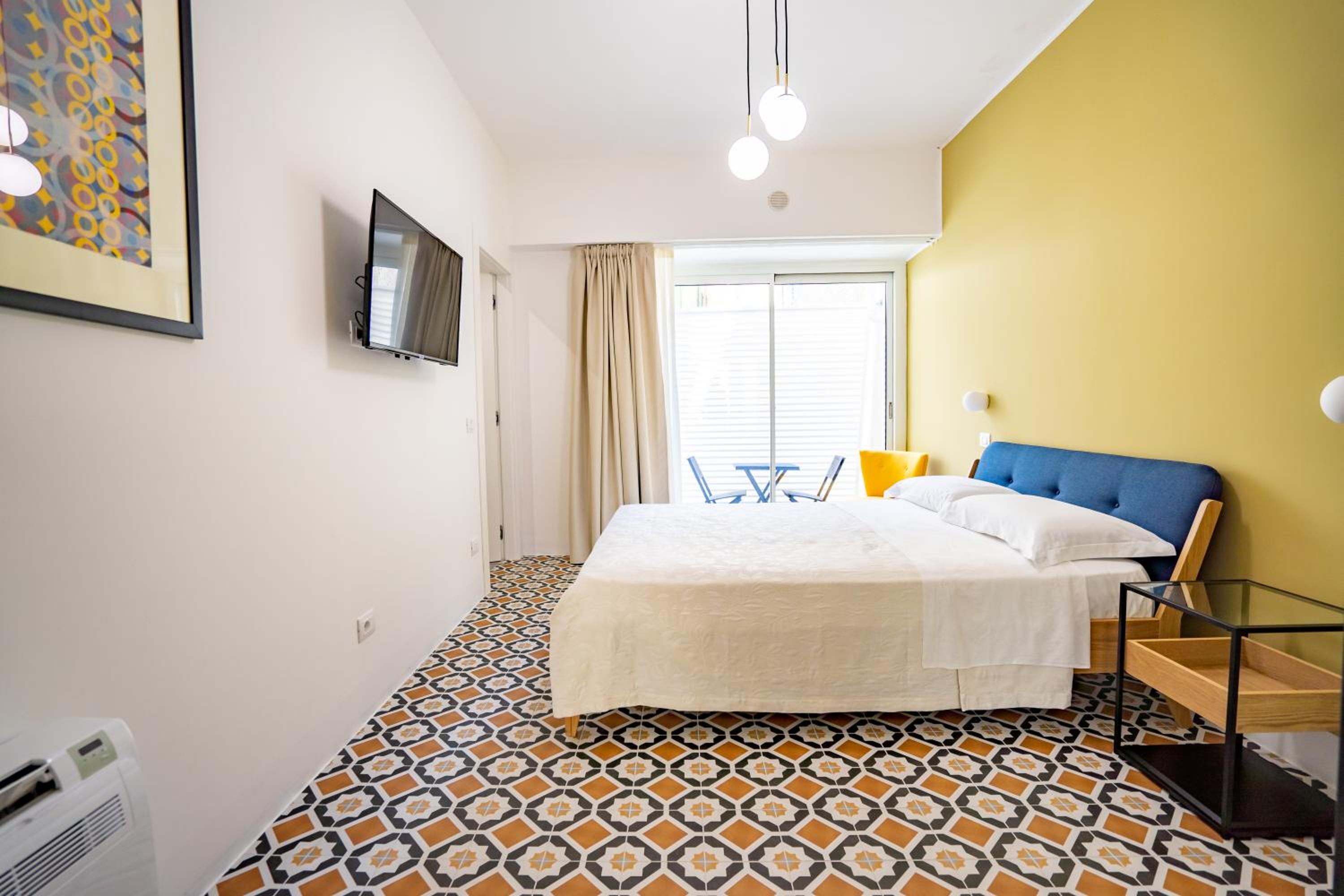 Large Double Room