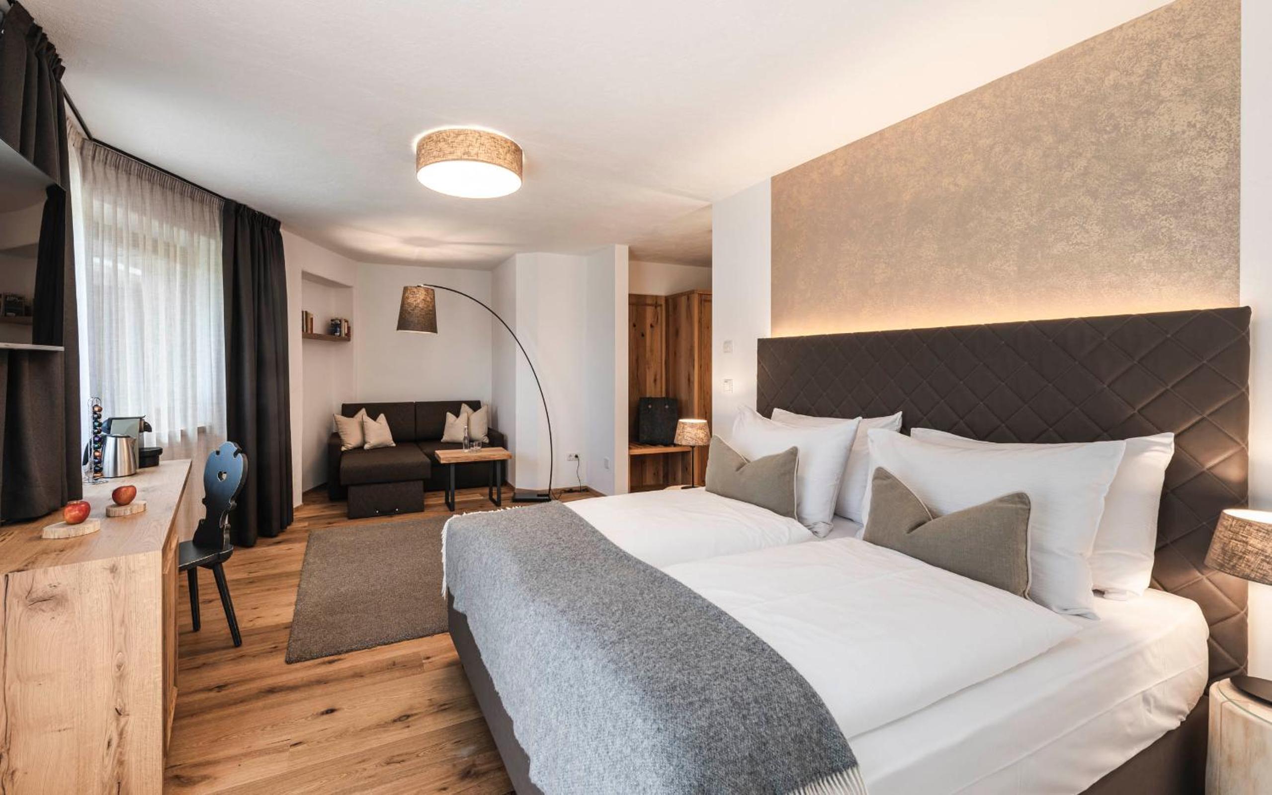 Suite with Balcony photo 1
