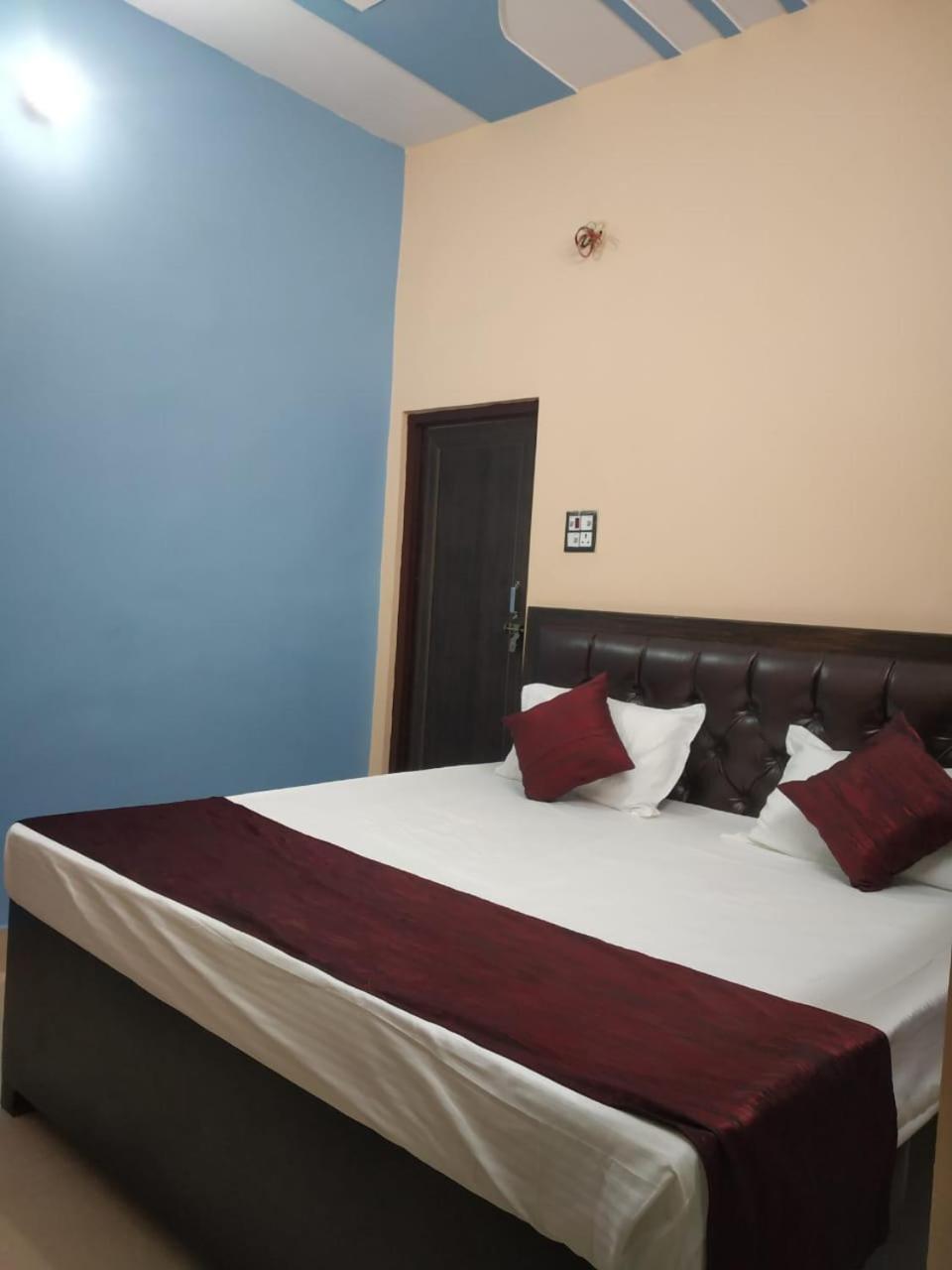 Standard Double Room photo 3