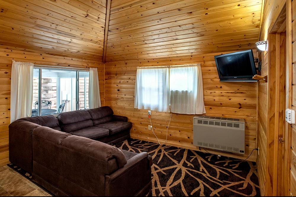 Two-Bedroom Chalet photo 2