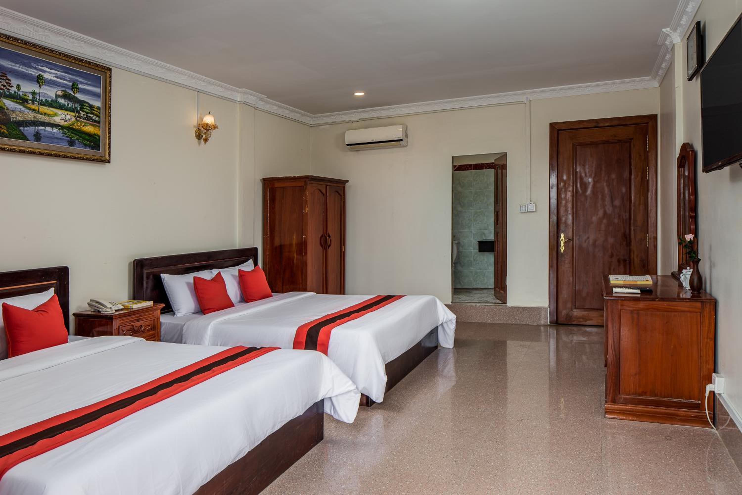 Deluxe Twin Room - Photo 3