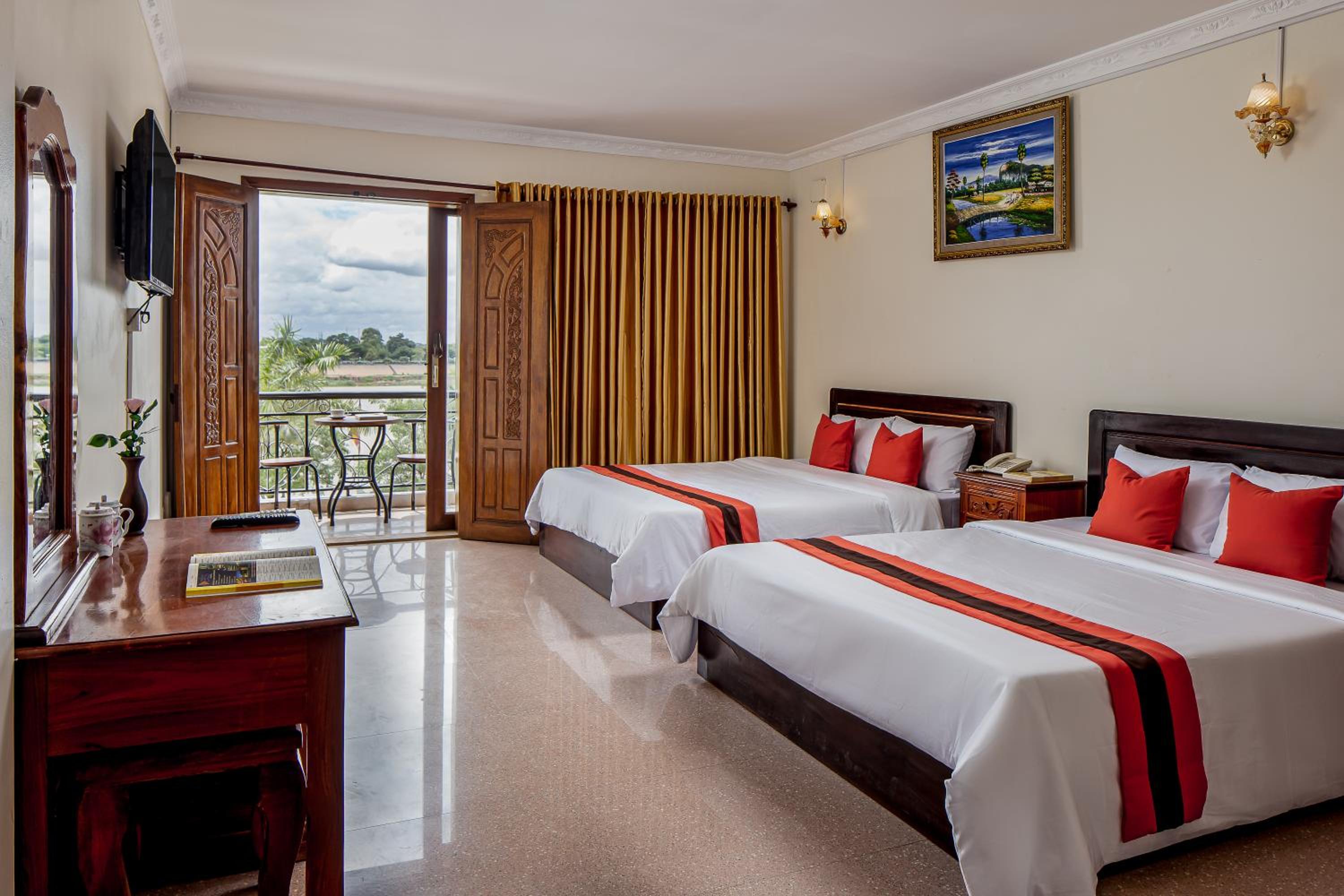Deluxe Twin Room - Photo 1