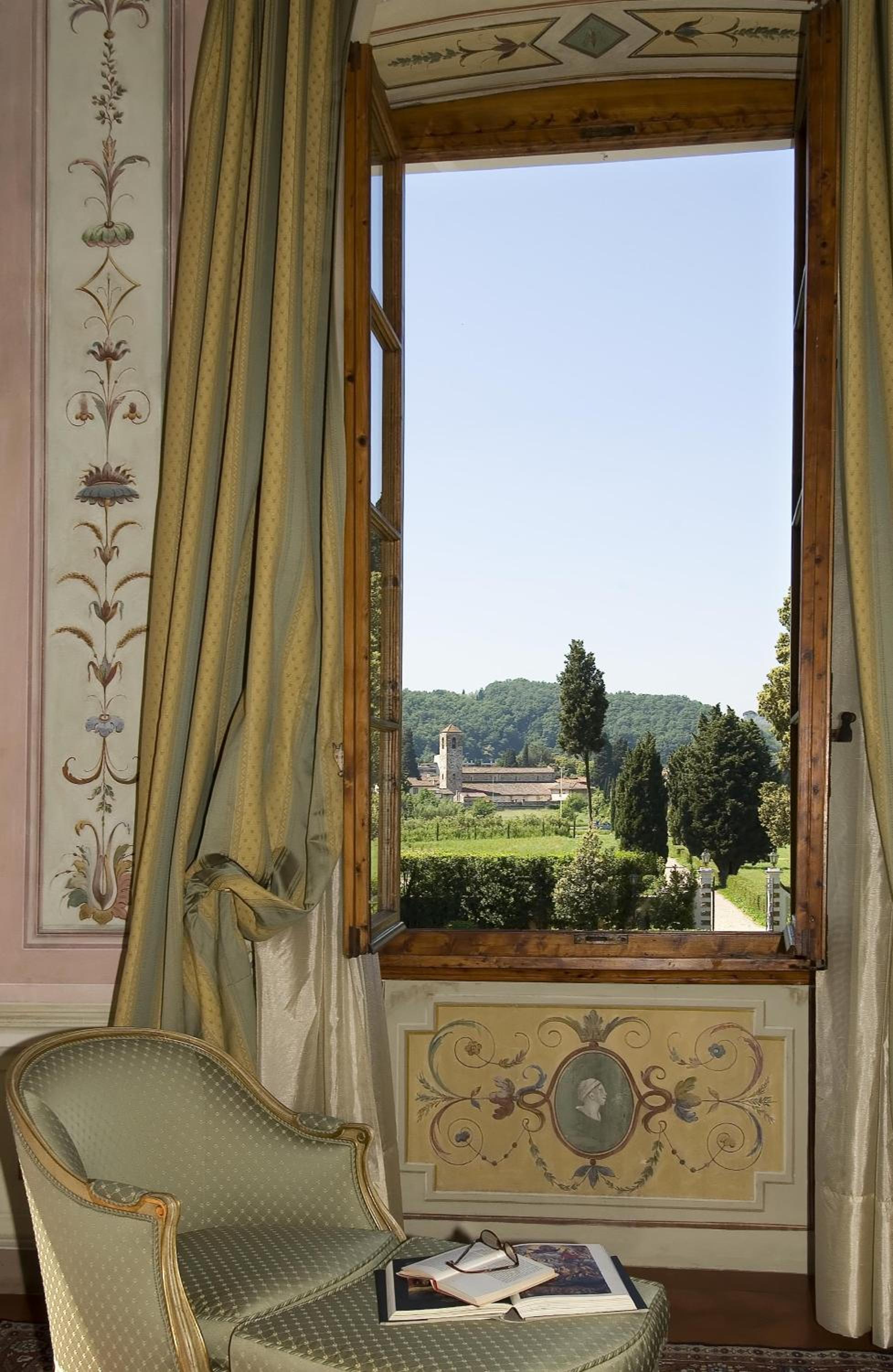 Suite Villa (4 Adults)
