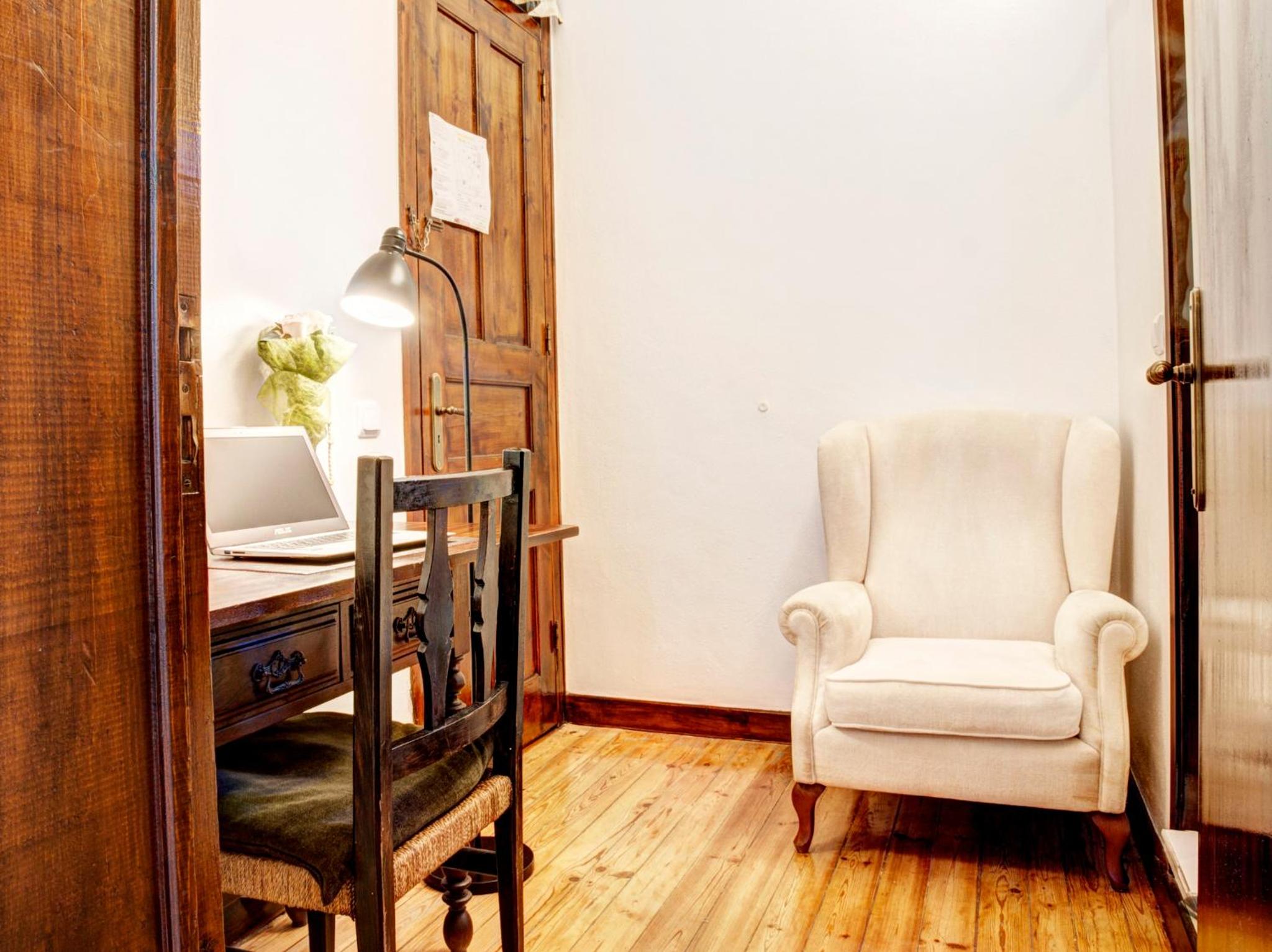 Superior Double or Twin Room photo 2