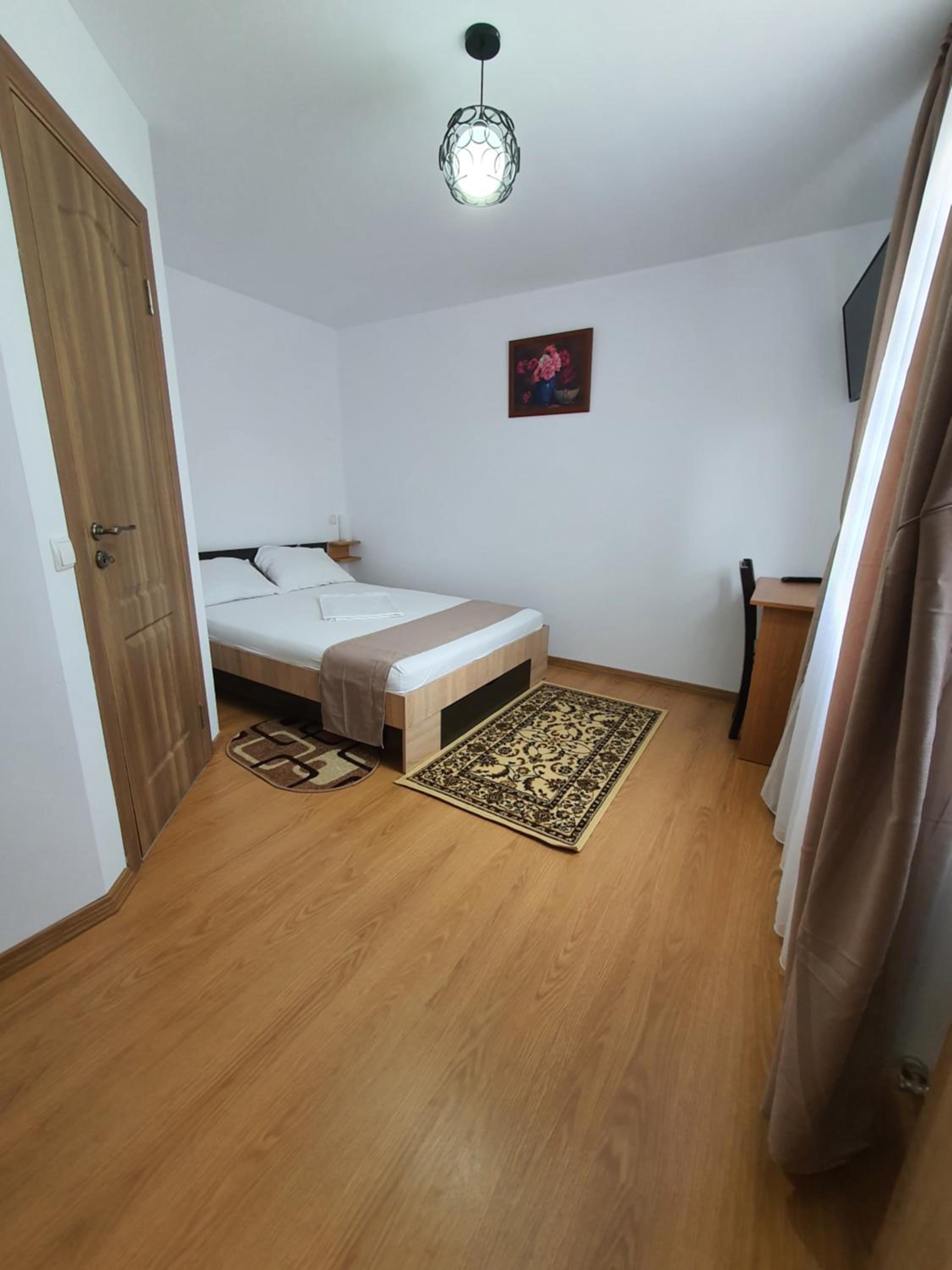 Double or Twin Room - Photo 11