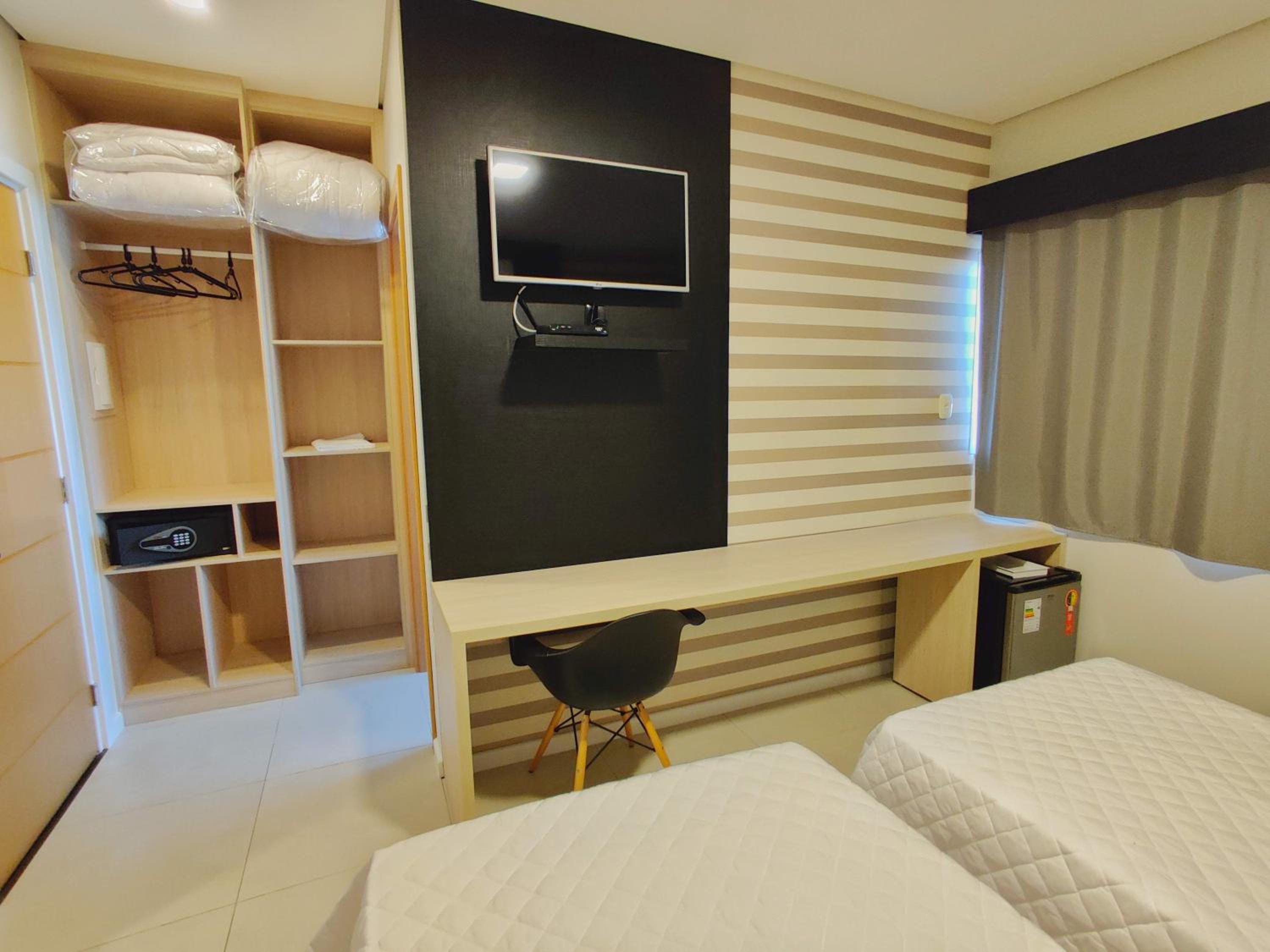 Deluxe Twin Room photo 3