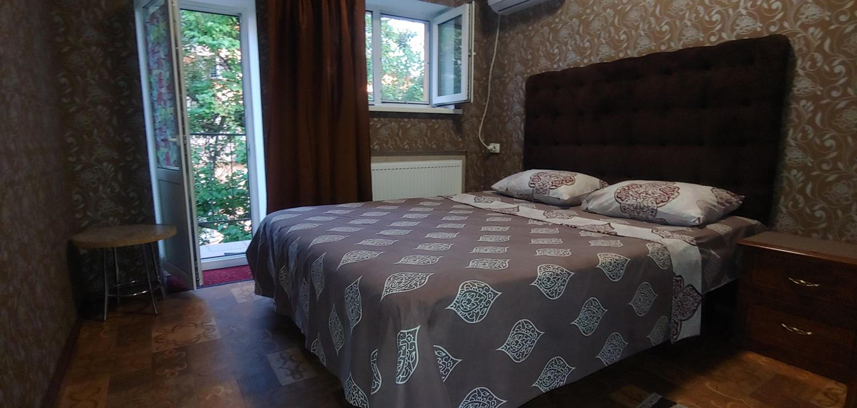 Standard King Room photo 1