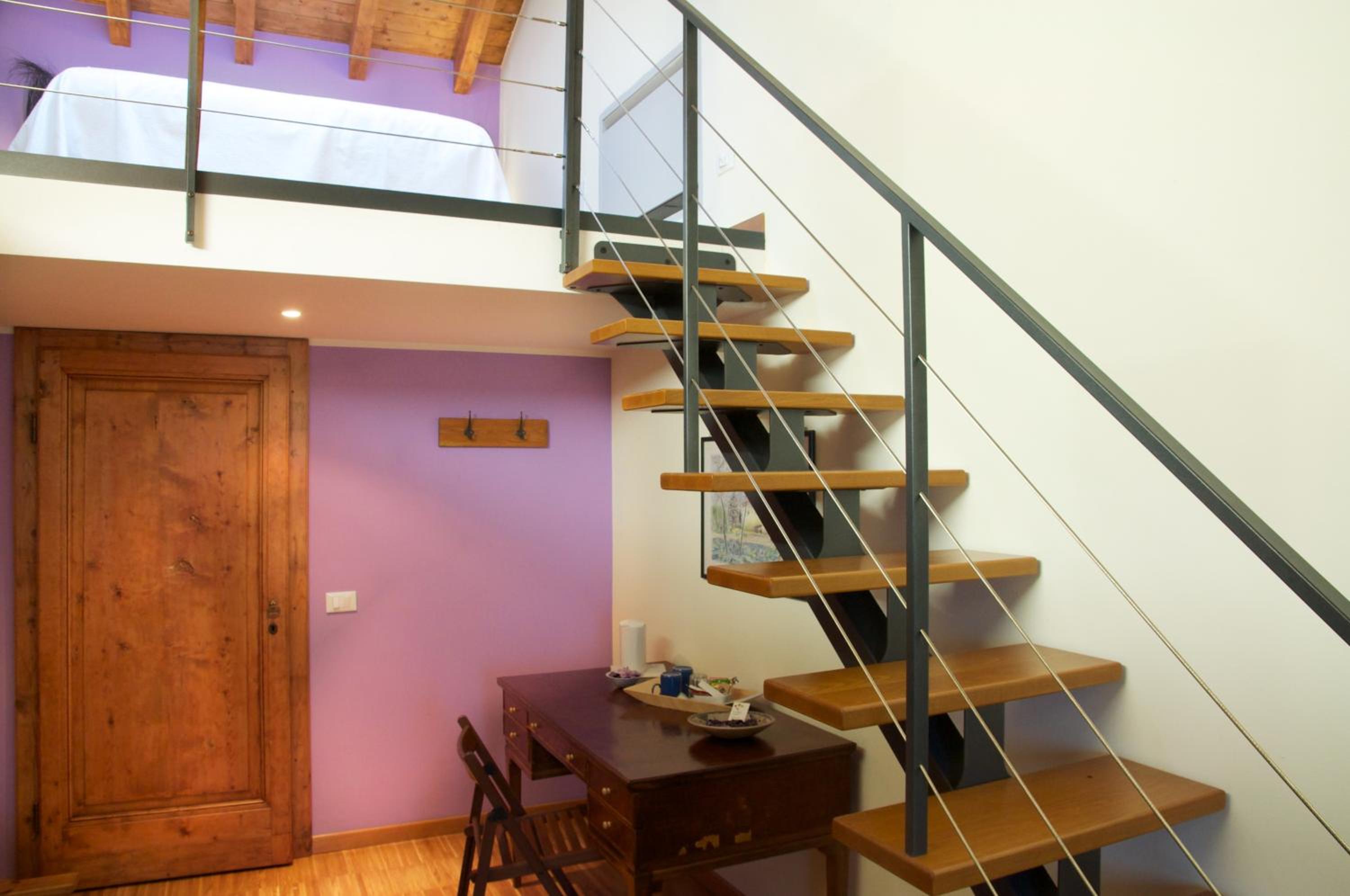 Double Room with Private Bathroom - Photo 3
