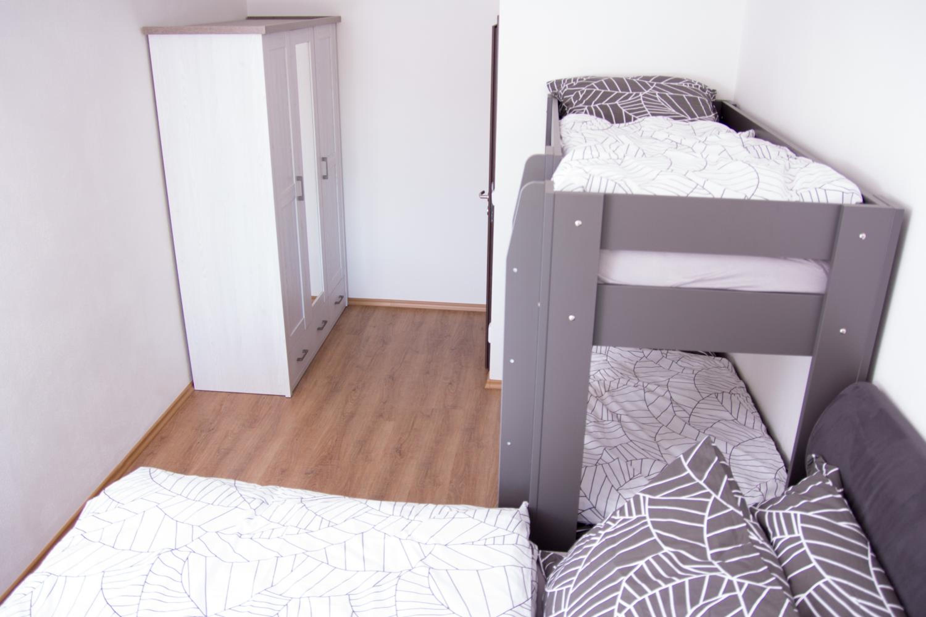 One-Bedroom Apartment photo 1