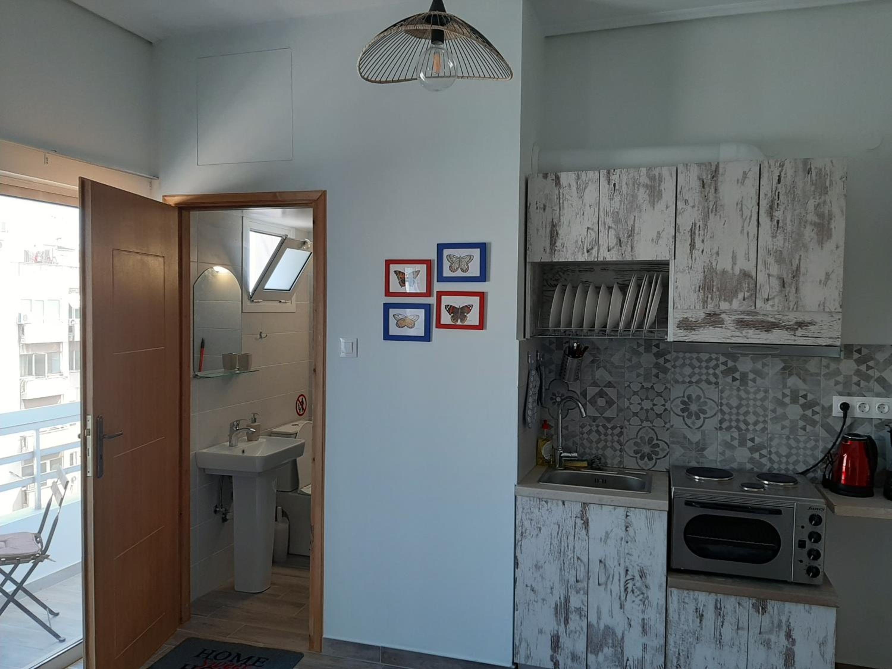 Two-Bedroom Apartment - Photo 3