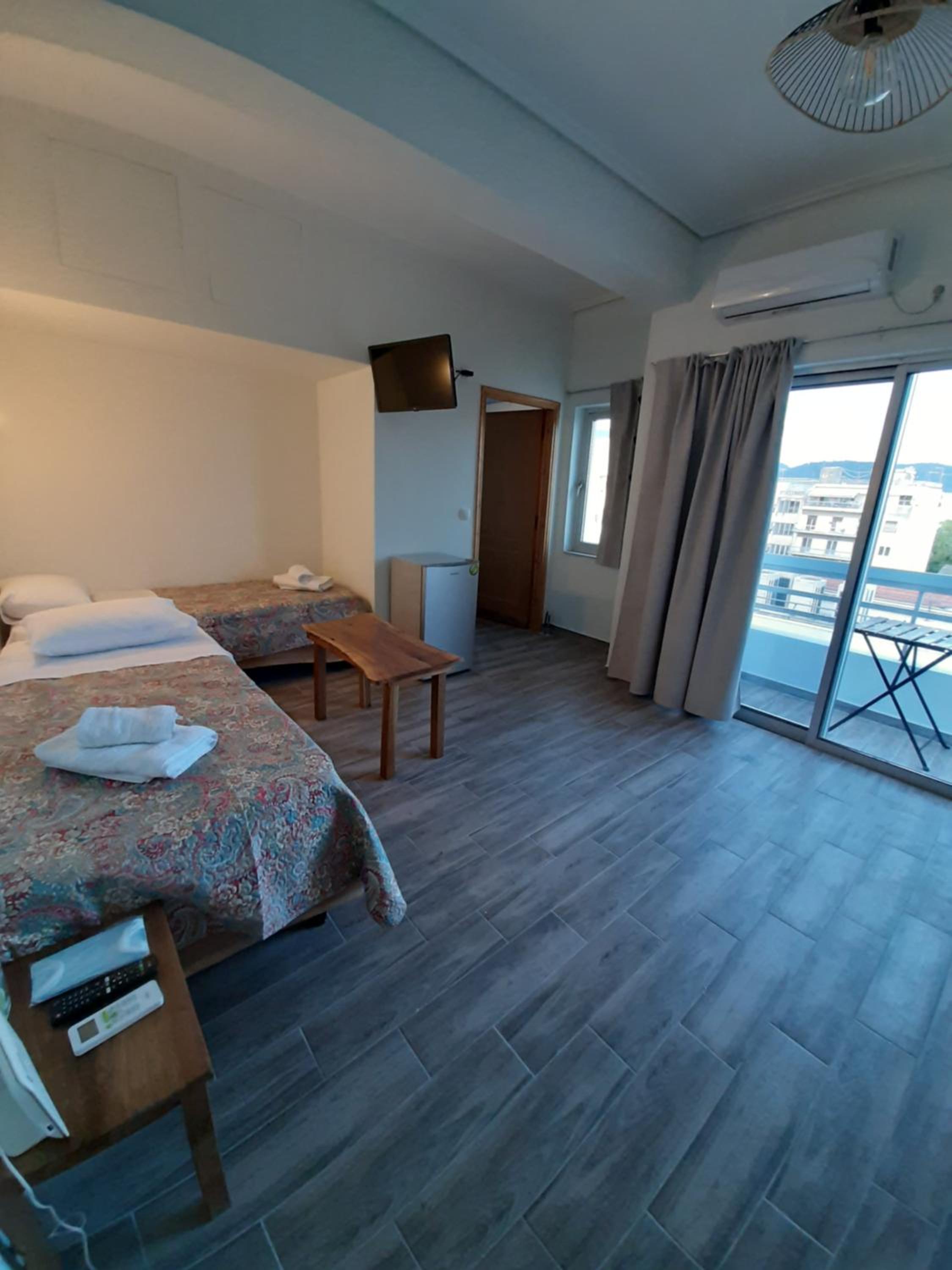 Two-Bedroom Apartment - Photo 4