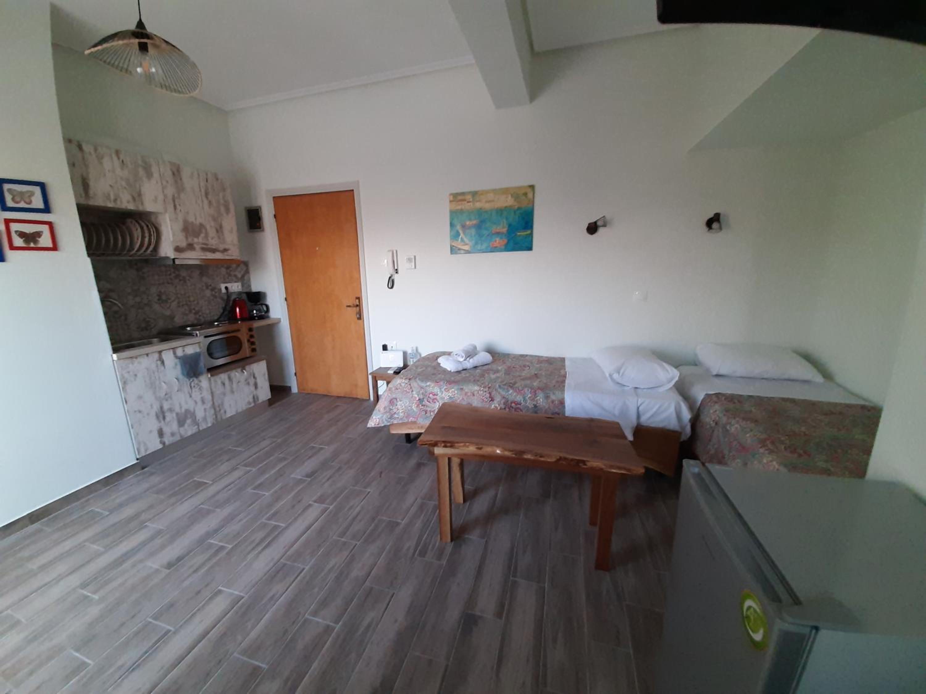 Two-Bedroom Apartment - Photo 5