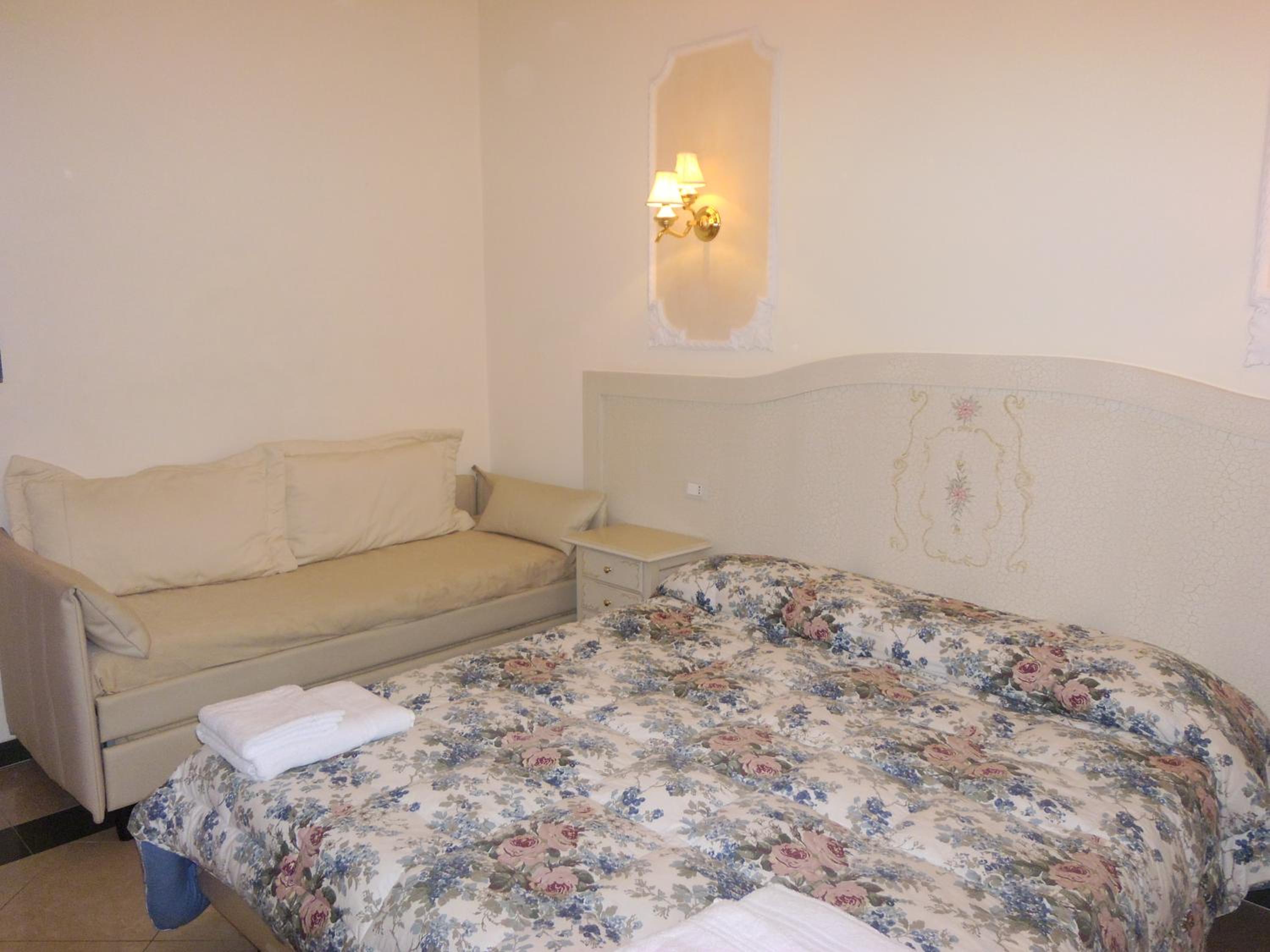 Triple Room photo 3
