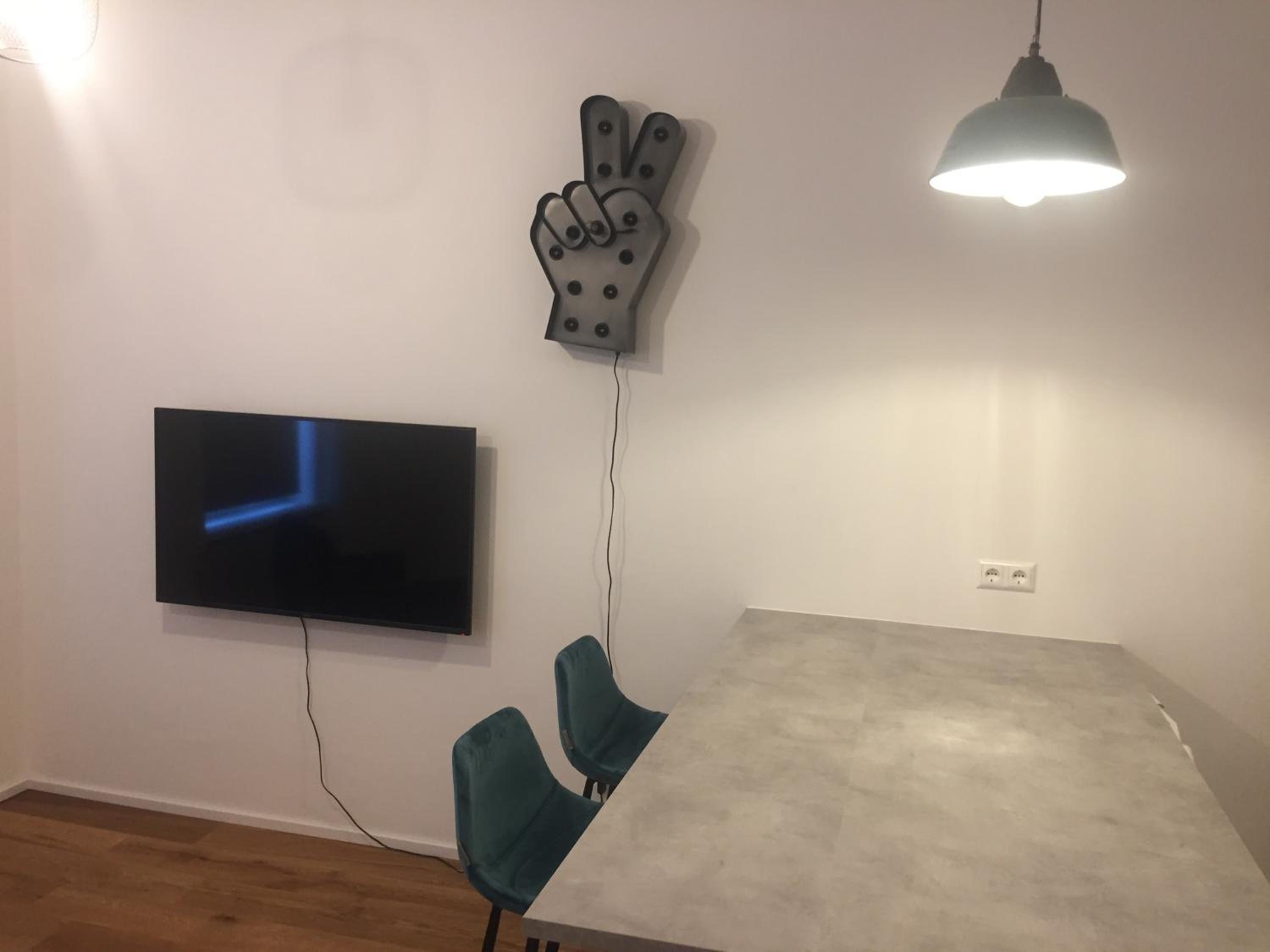 One-Bedroom Apartment photo 2