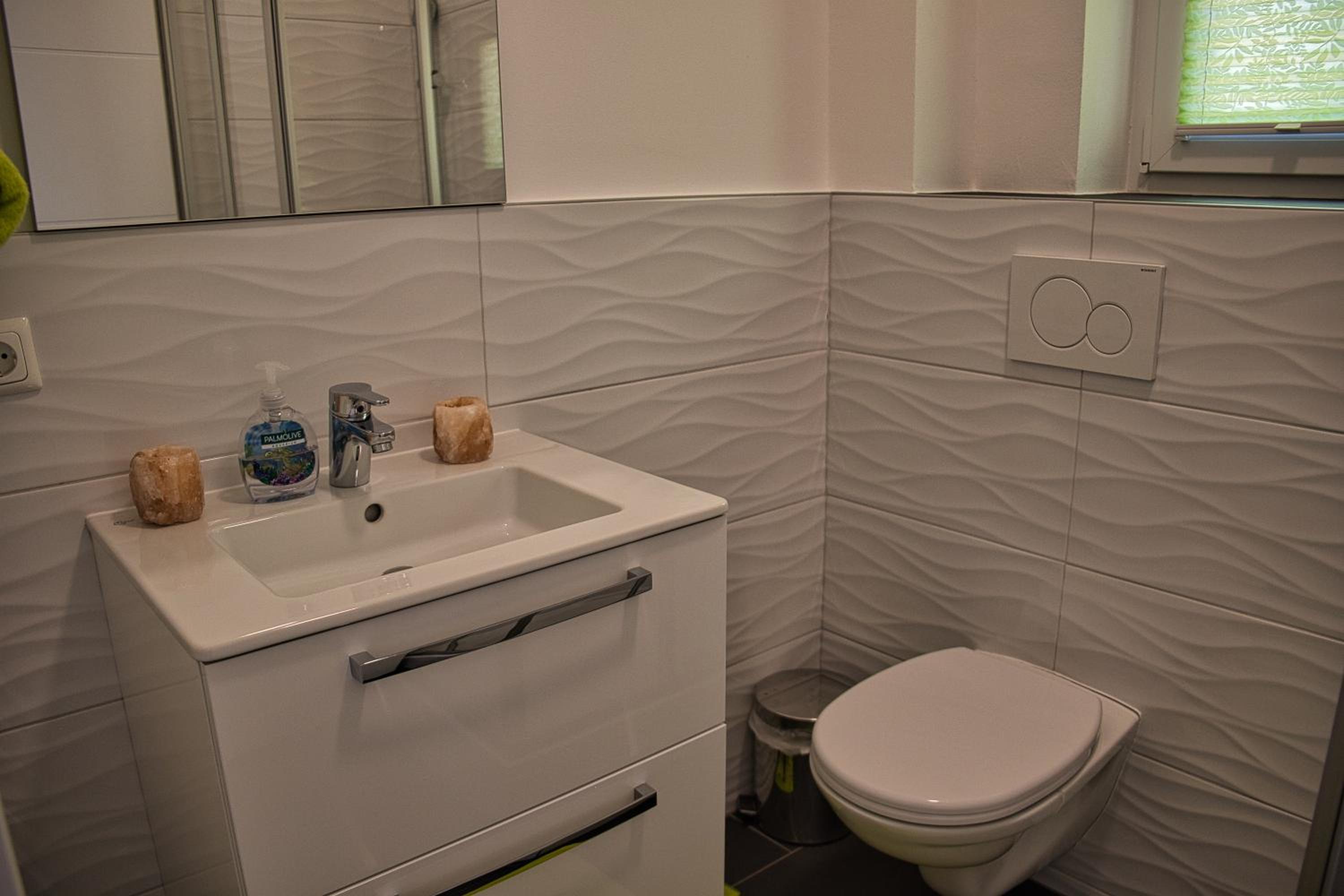 Standard Single Room with Shower photo 2