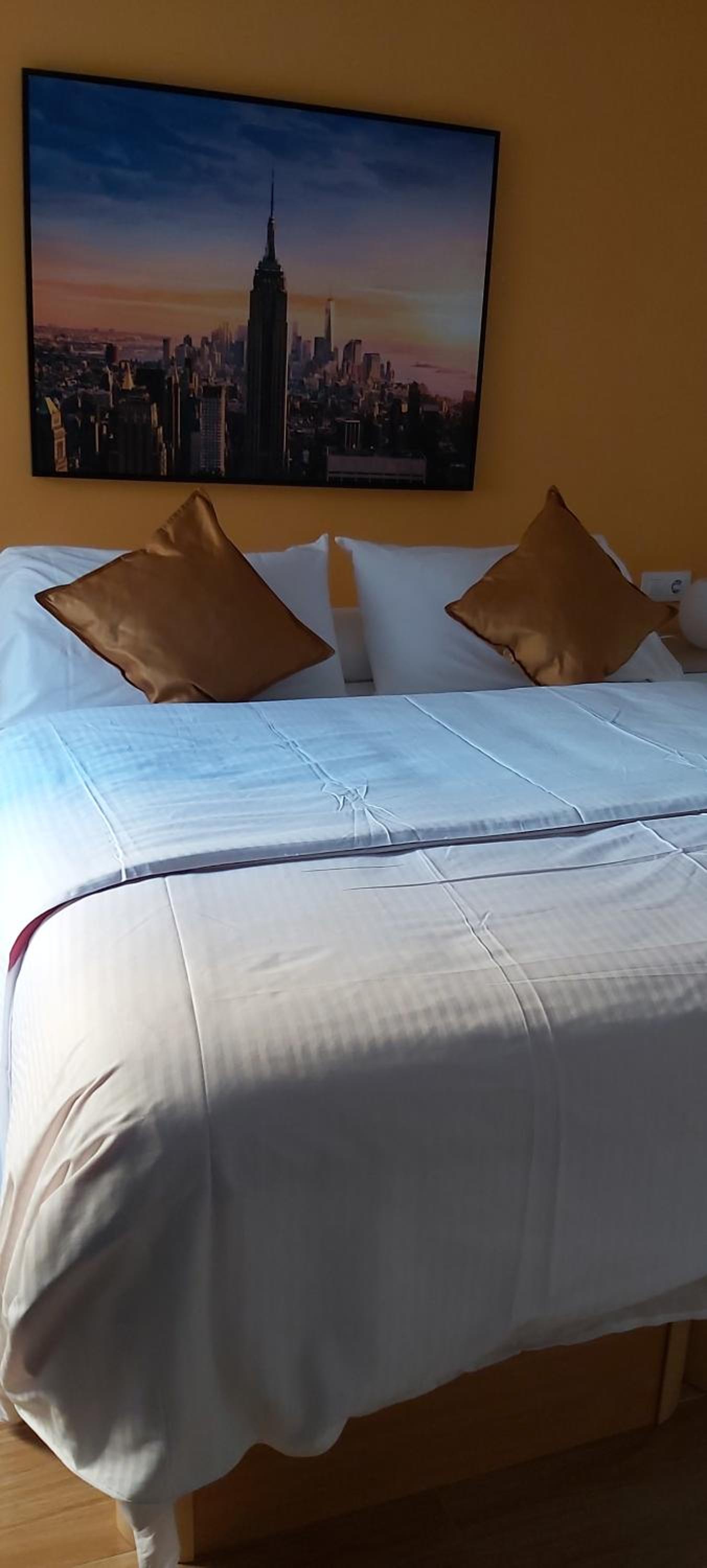 Double Room with Spa Bath - Photo 23