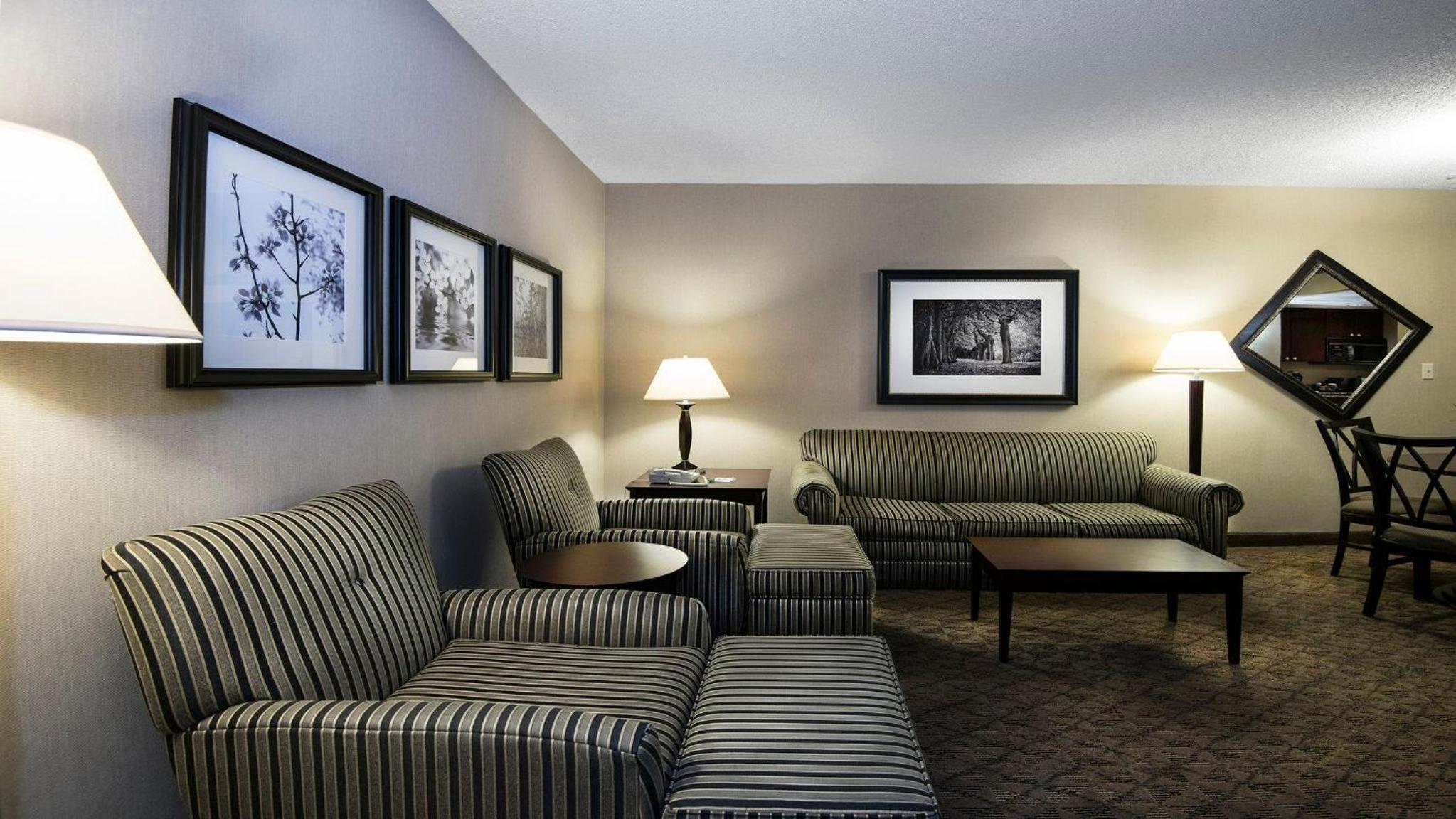 King Suite - Photo 1