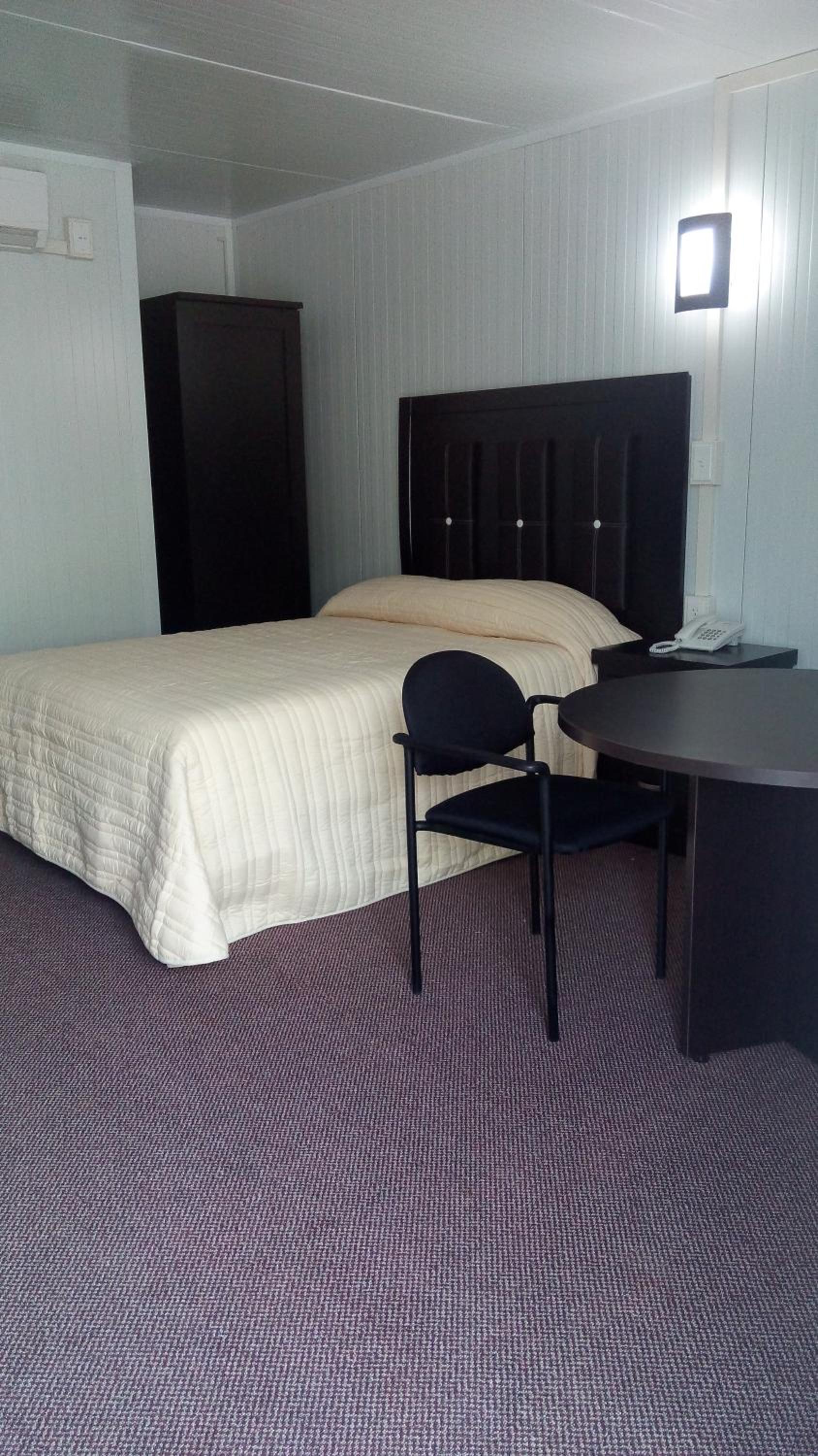 Standard Queen Room - Photo 1