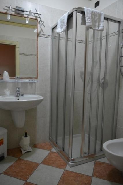 Triple Room - Photo 3