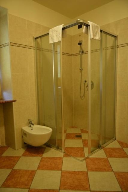 Triple Room - Photo 7