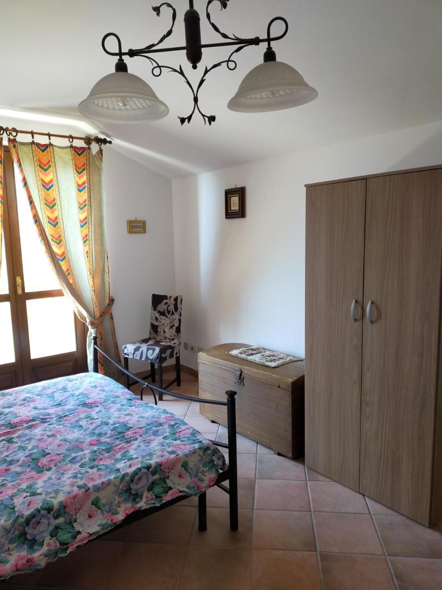 Twin Room with Shared Bathroom photo 1