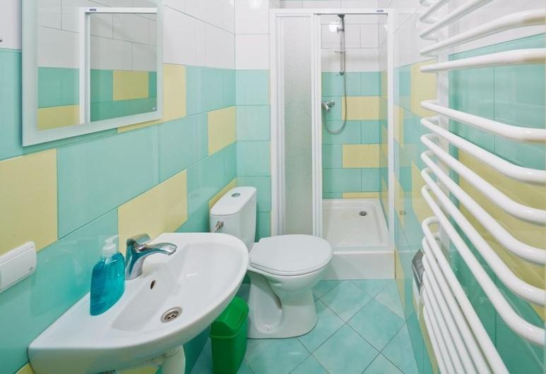 Twin Room with Bath photo 2