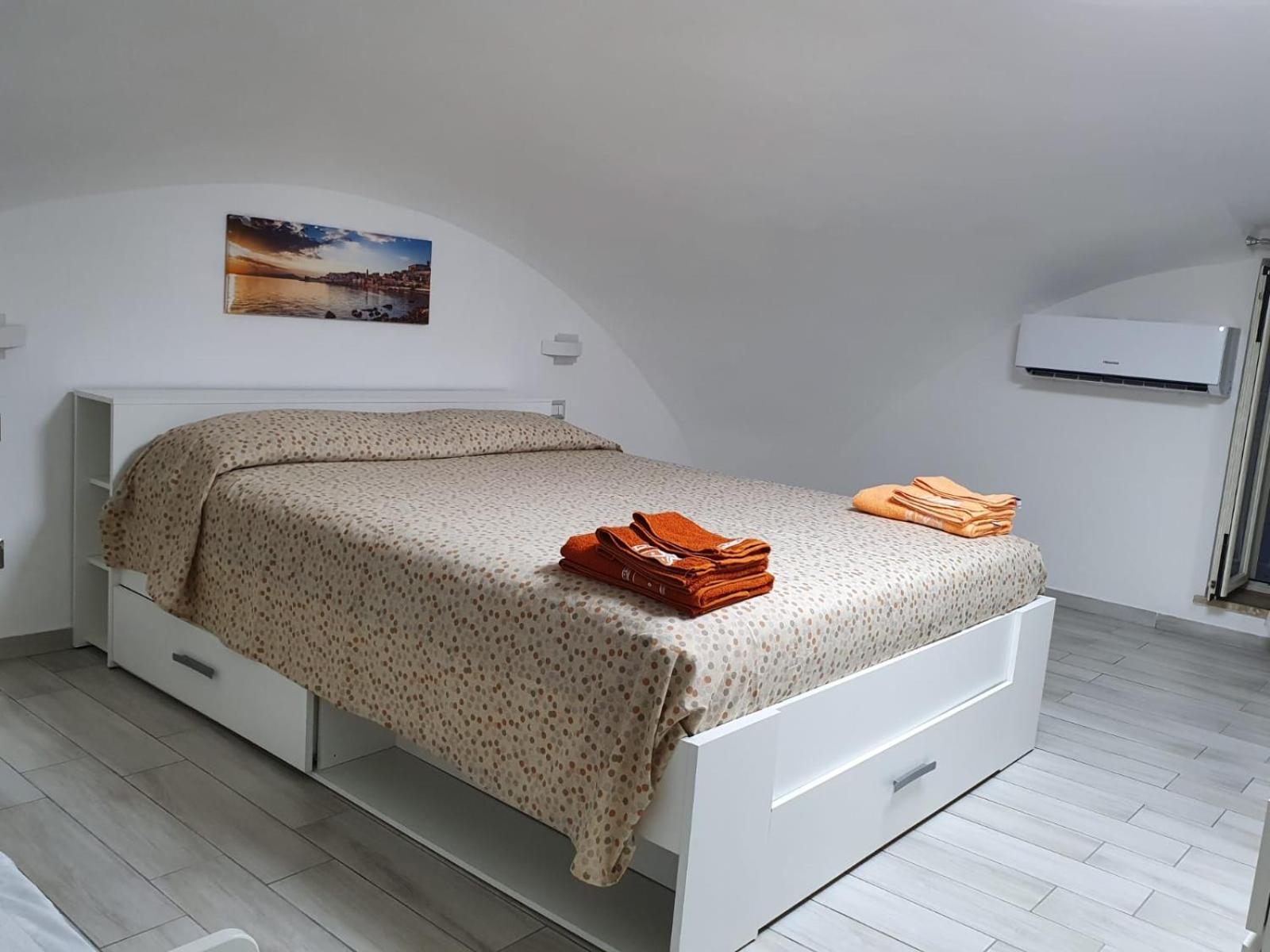 One-Bedroom House photo 2