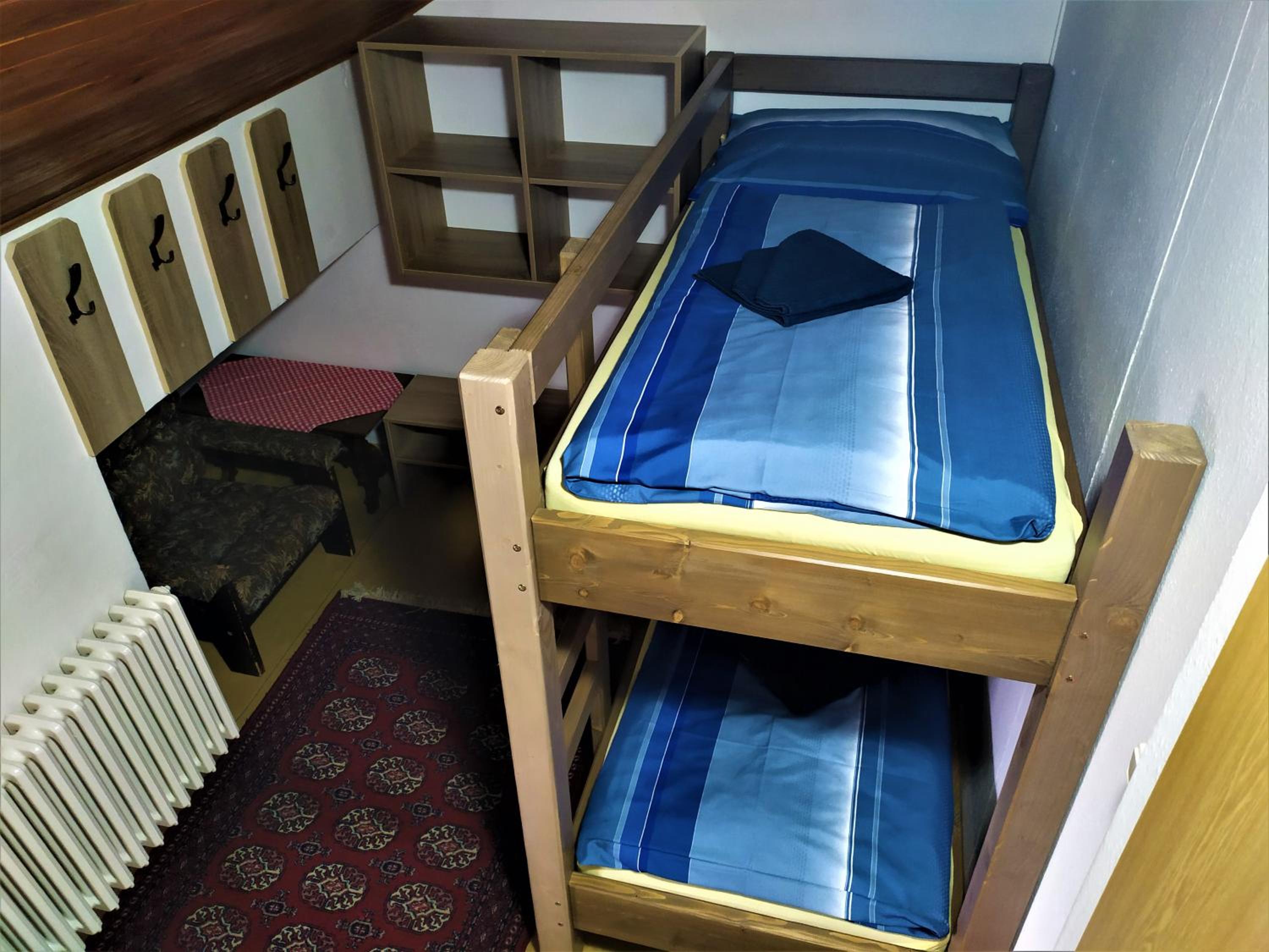 Quadruple Room with Bunk Bed and Shared Bathroom photo 3