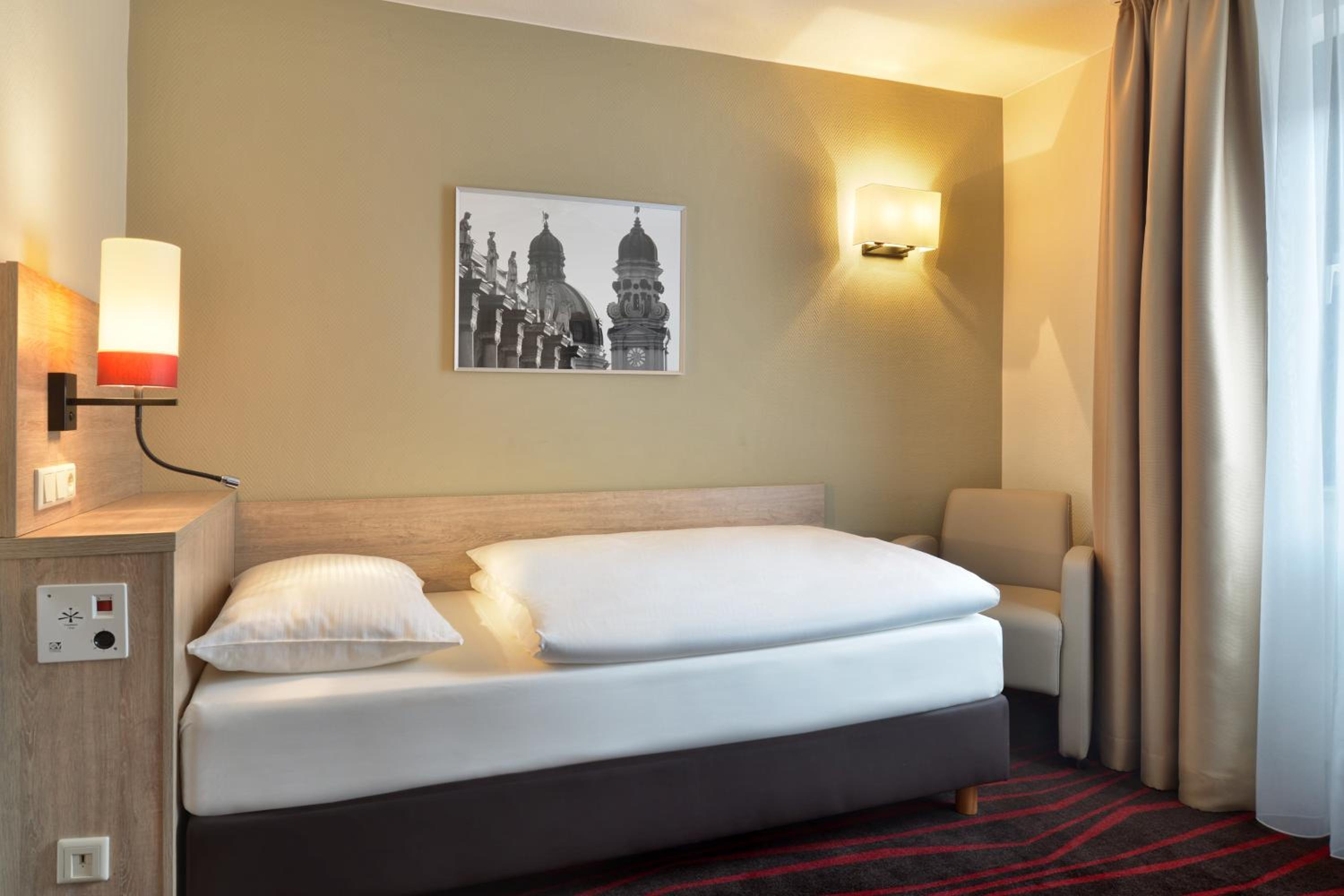 Standard Single Room (no air-condition) - Photo 8