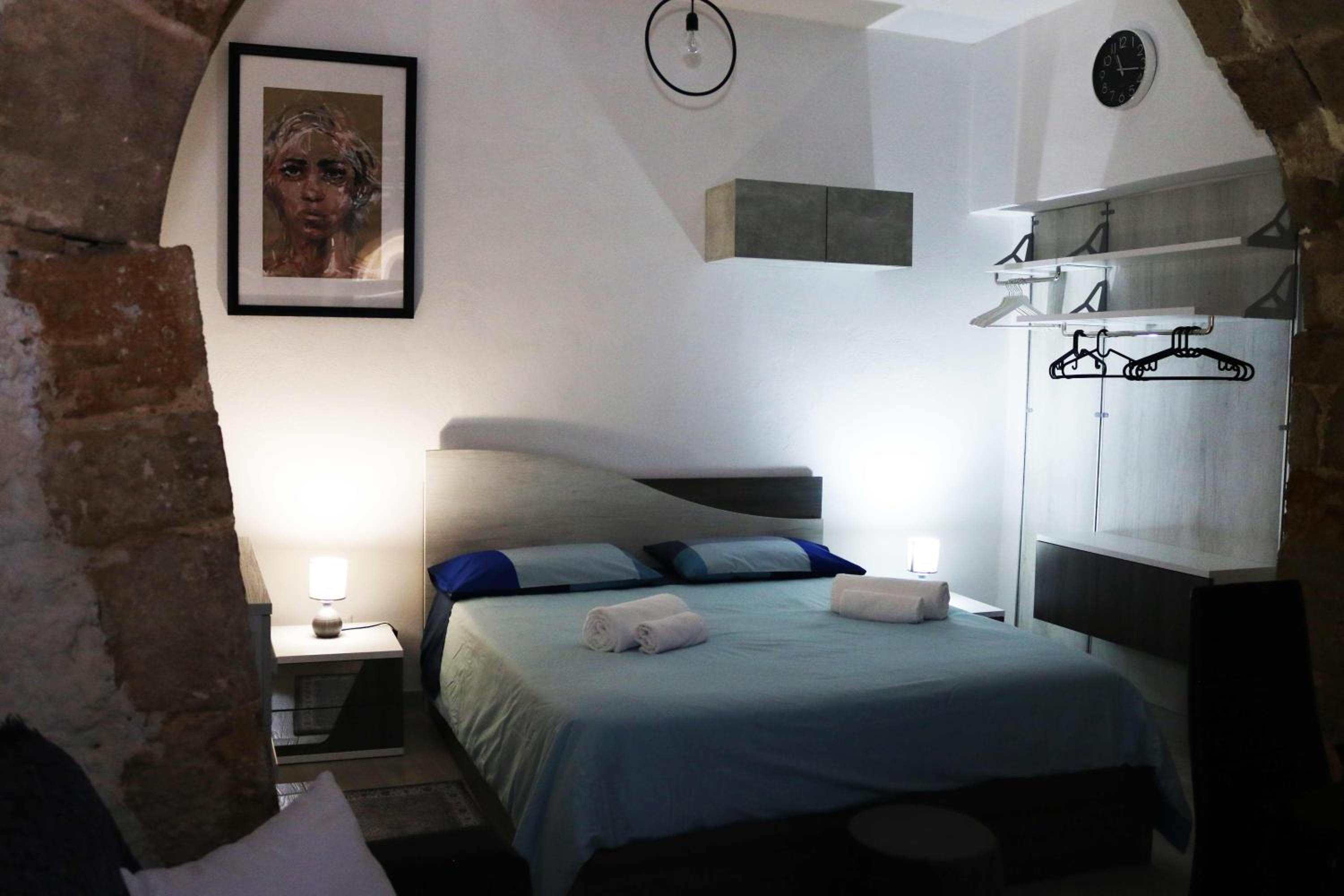 Loft - Photo 1