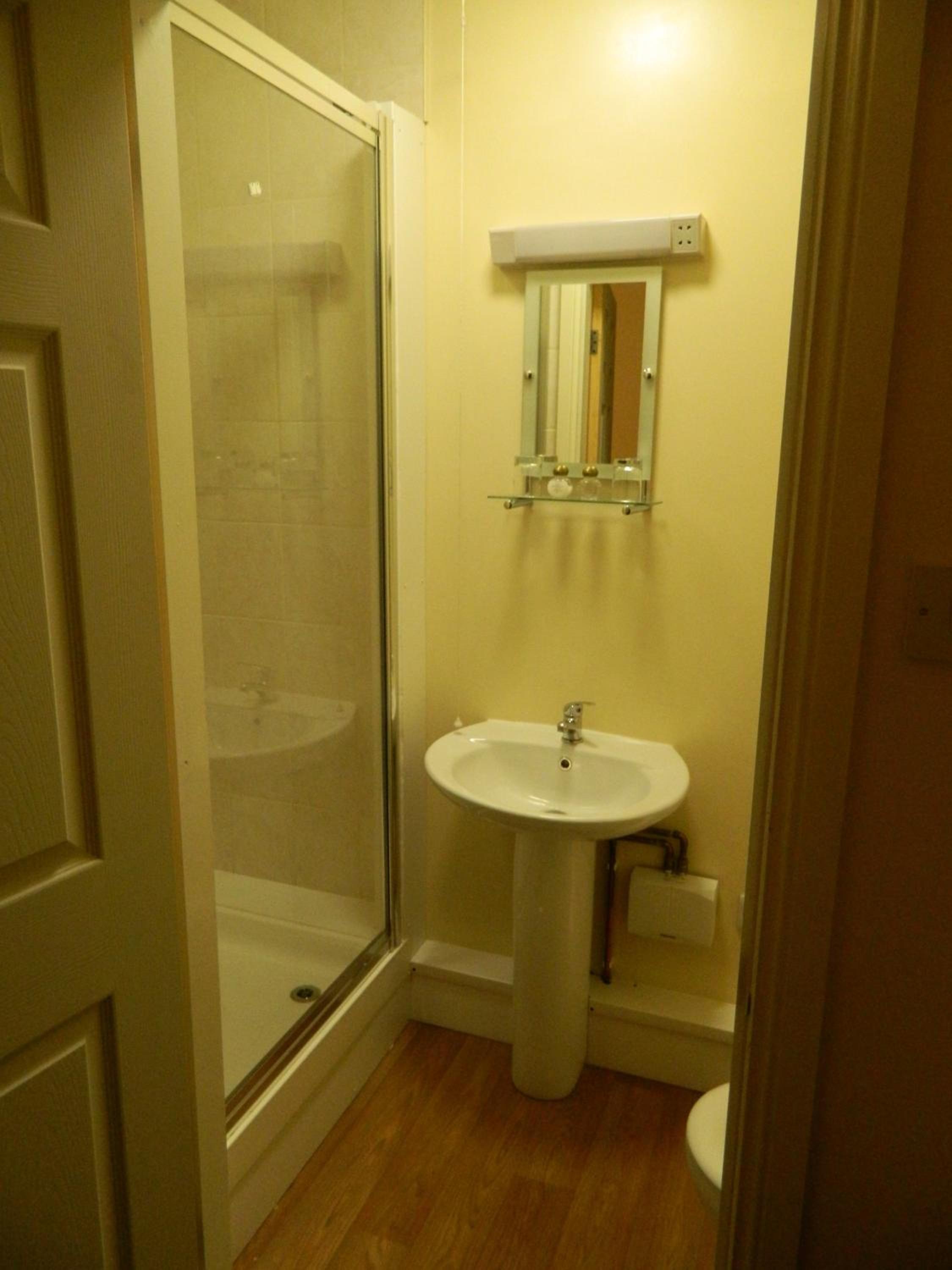 Double or Twin Room photo 3