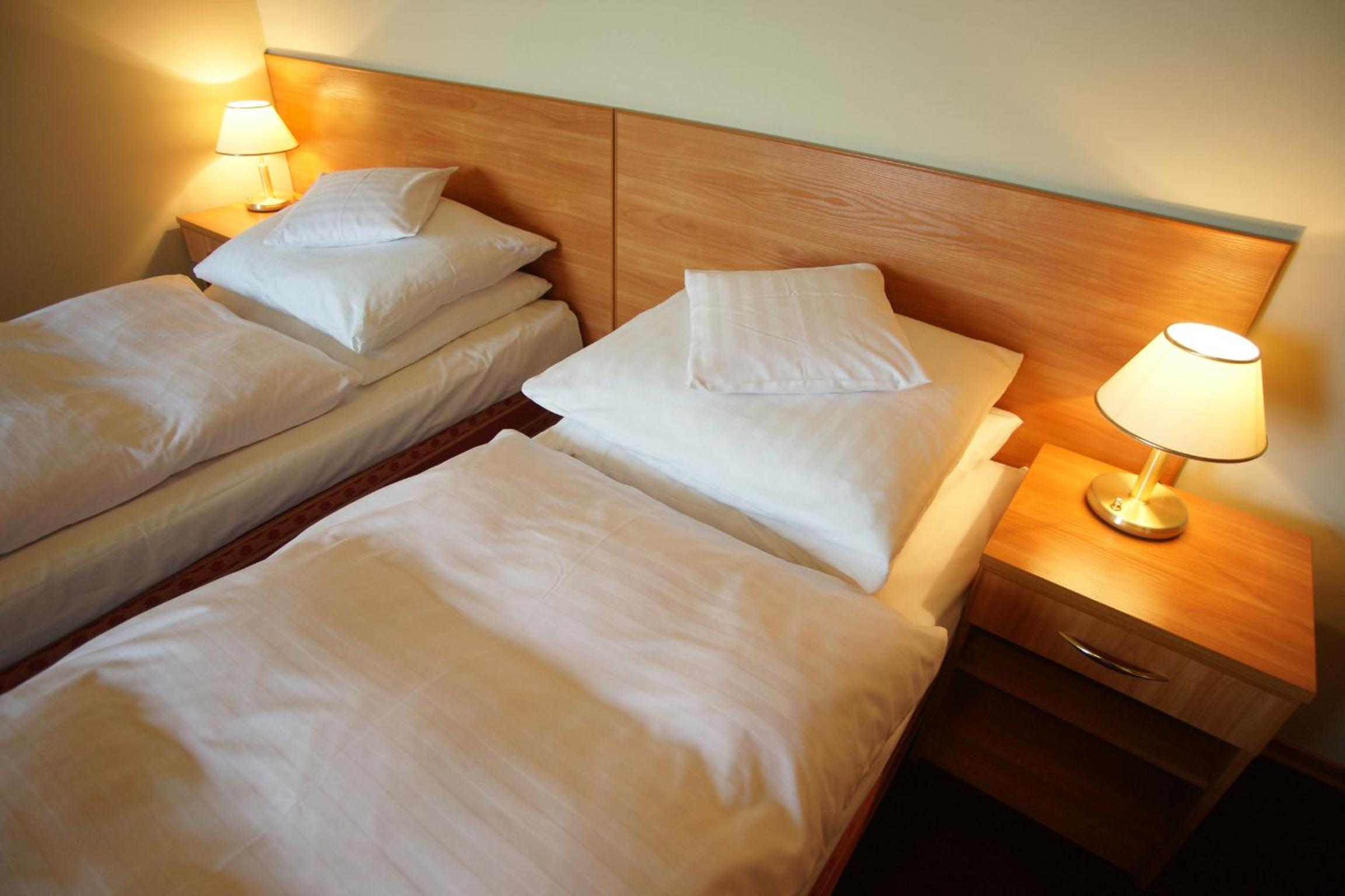 Twin Room - Photo 1
