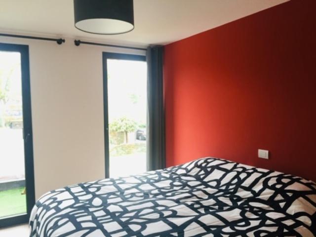 Four-Bedroom House photo 1