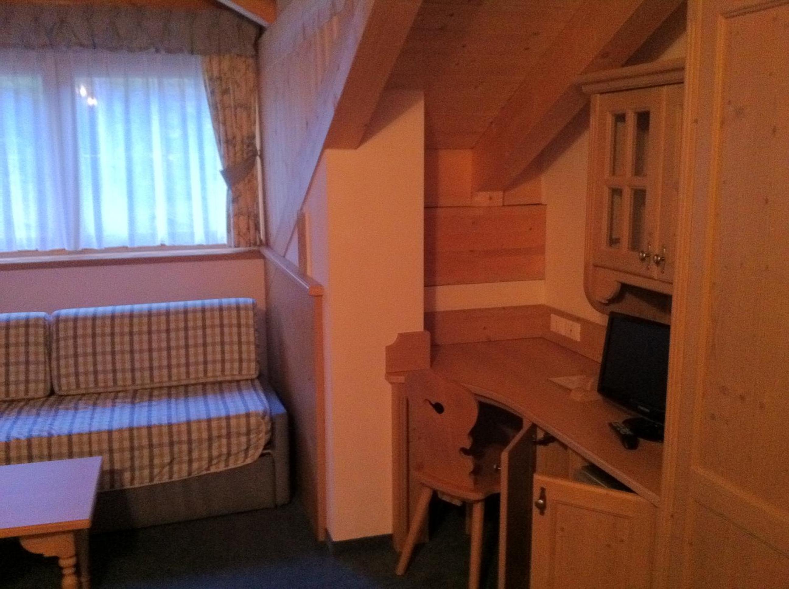 Single Room photo 2