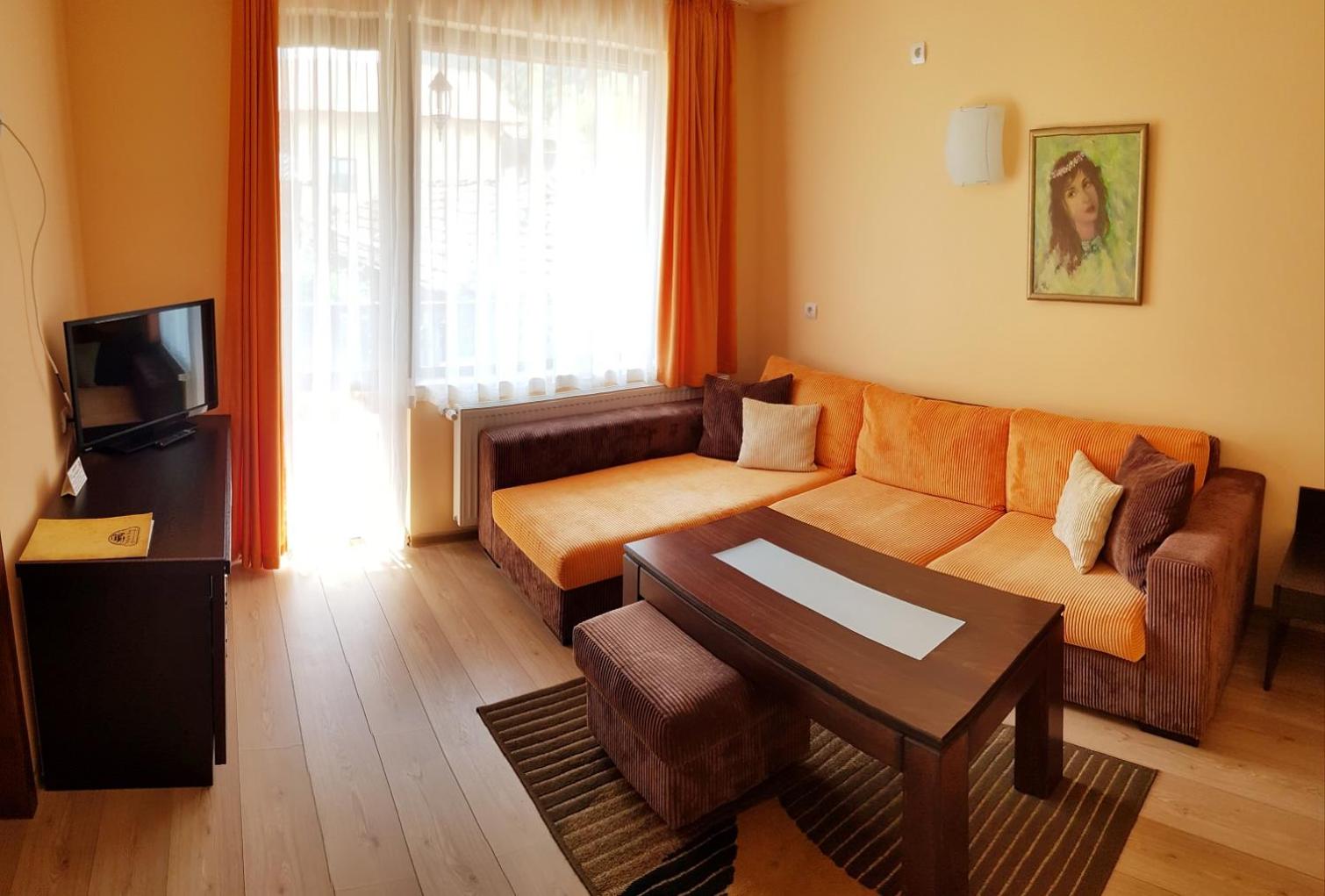 Two-Bedroom Suite with Balcony photo 2