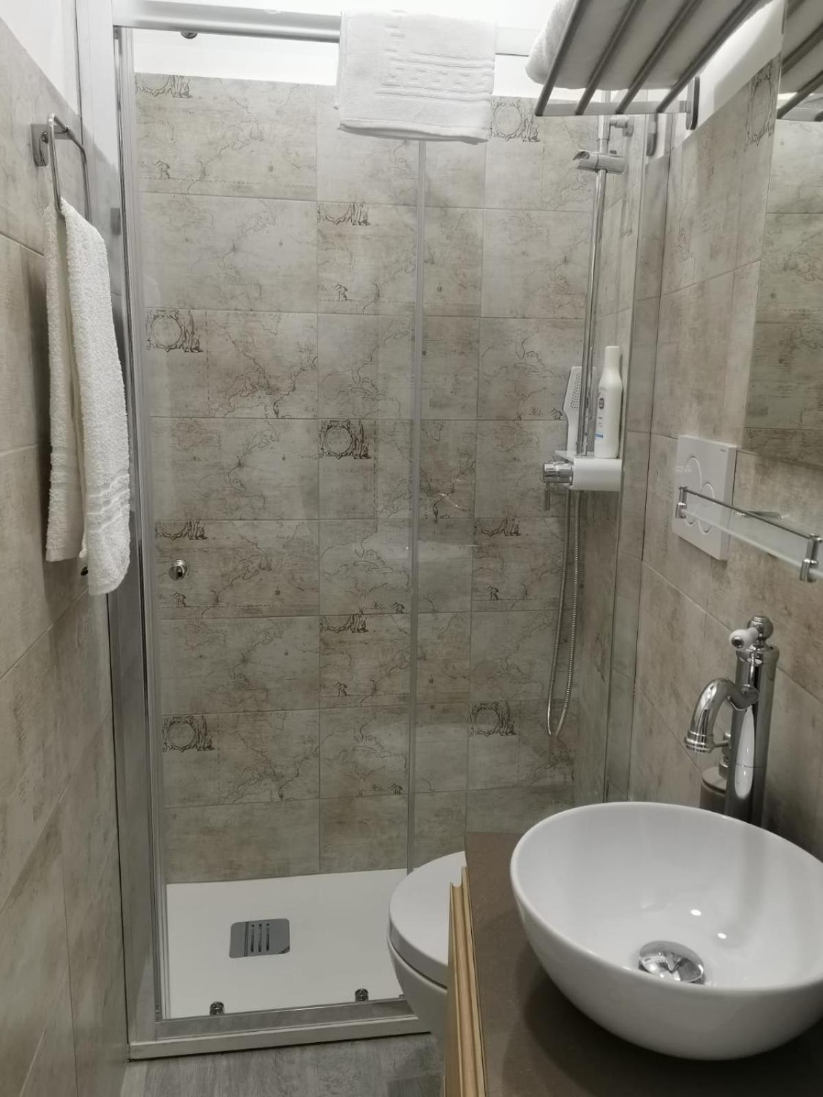 Double Room with Patio photo 3