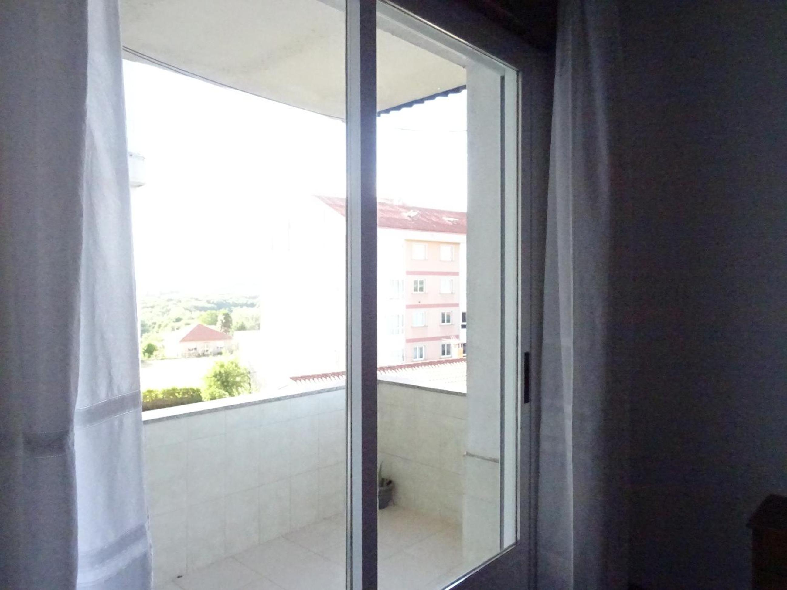 Three-Bedroom Apartment - Photo 4