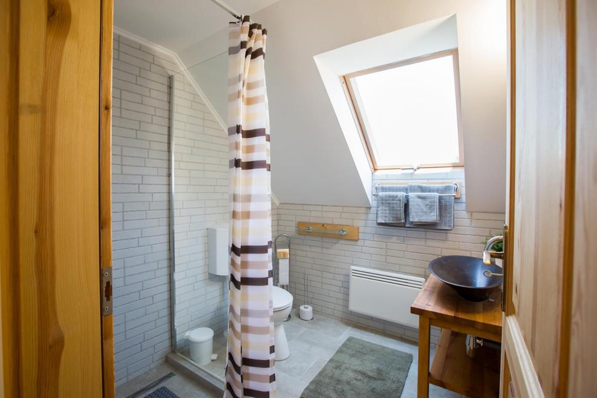 Family Room with Private Bathroom - Photo 7