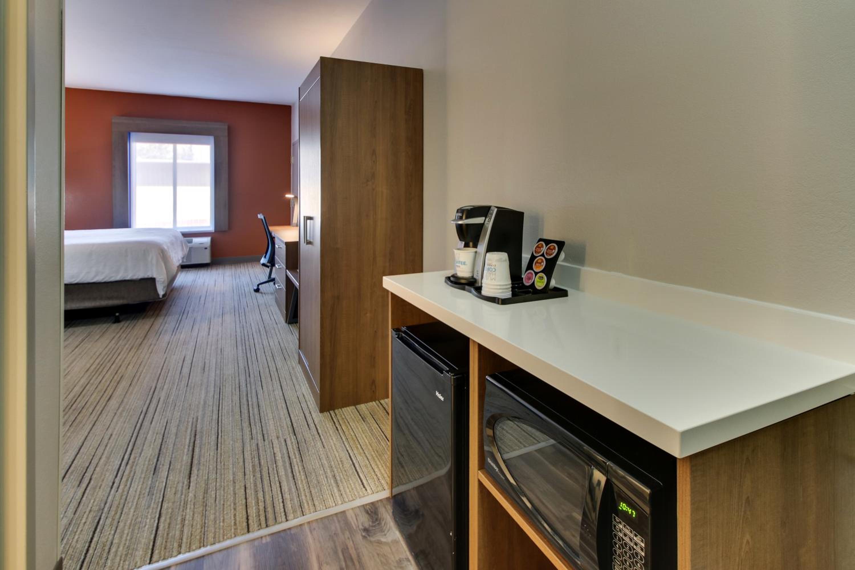 King Suite - Photo 1