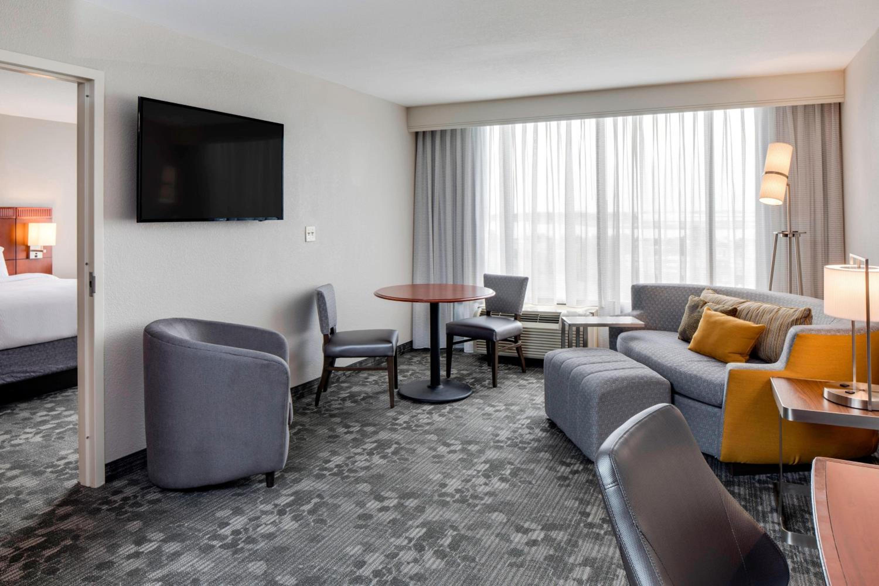 One-Bedroom King Suite with High Floor and Sofa Bed