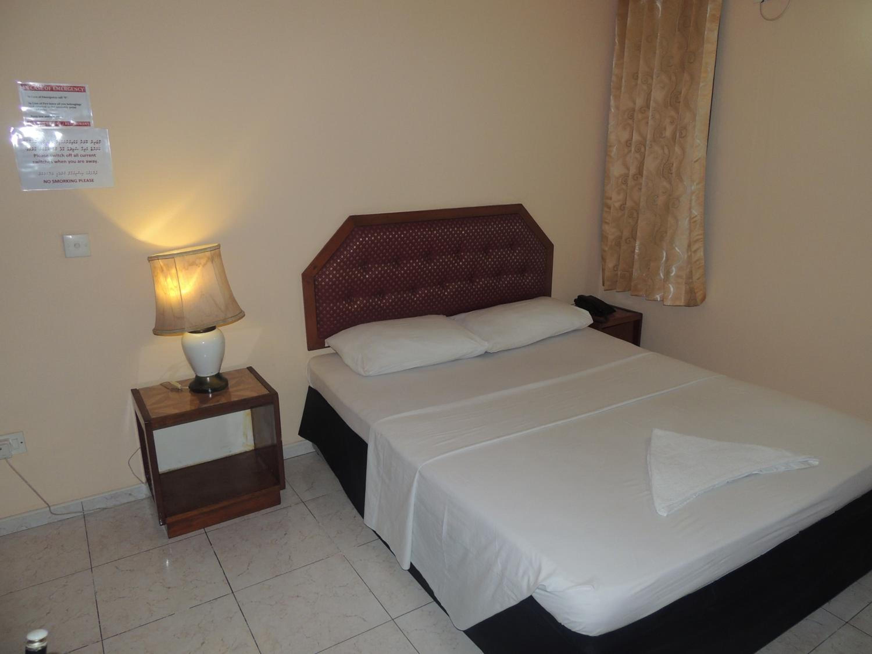 Standard Double or Twin Room photo 3