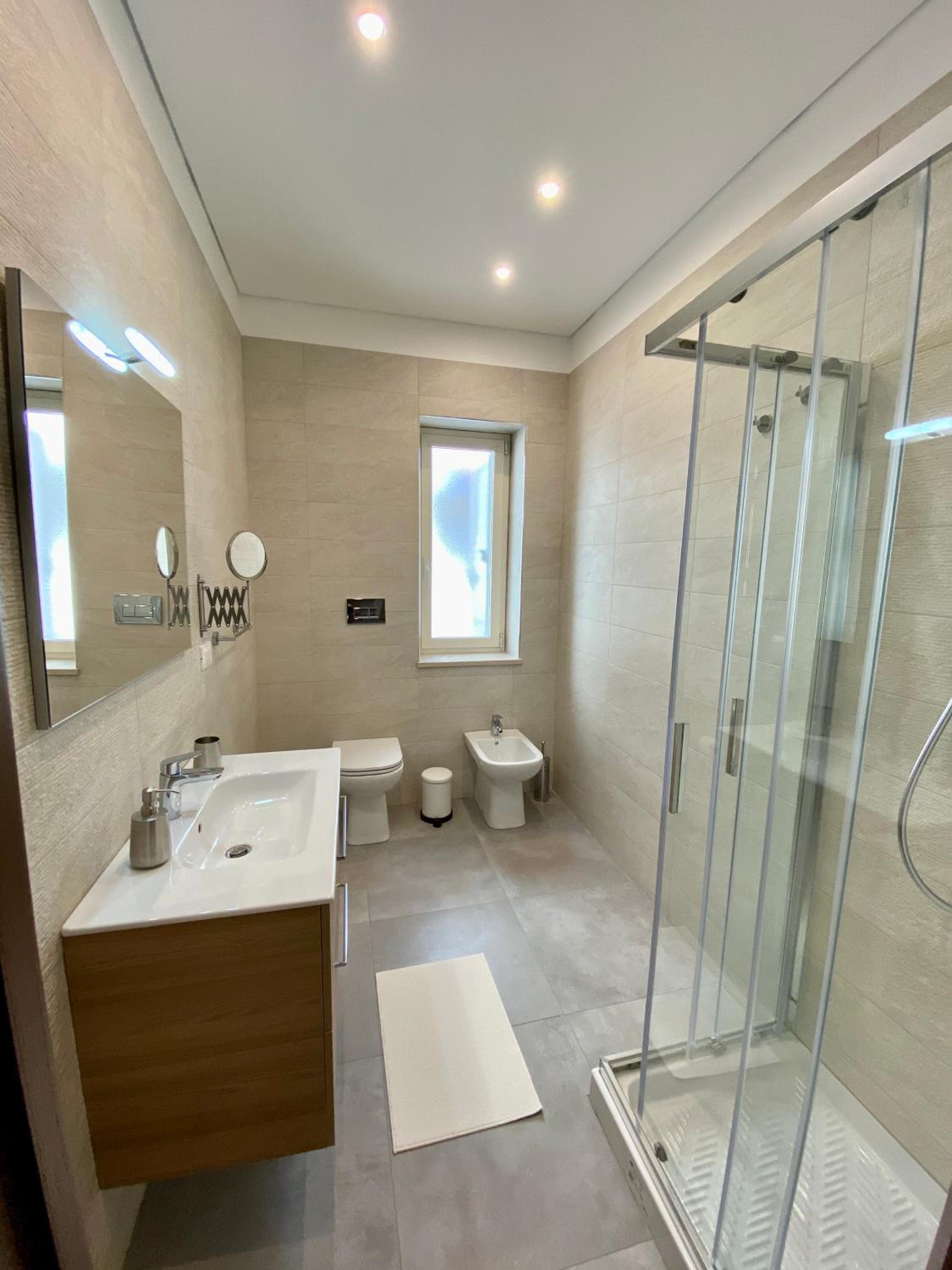 Triple Room with Private Bathroom photo 3